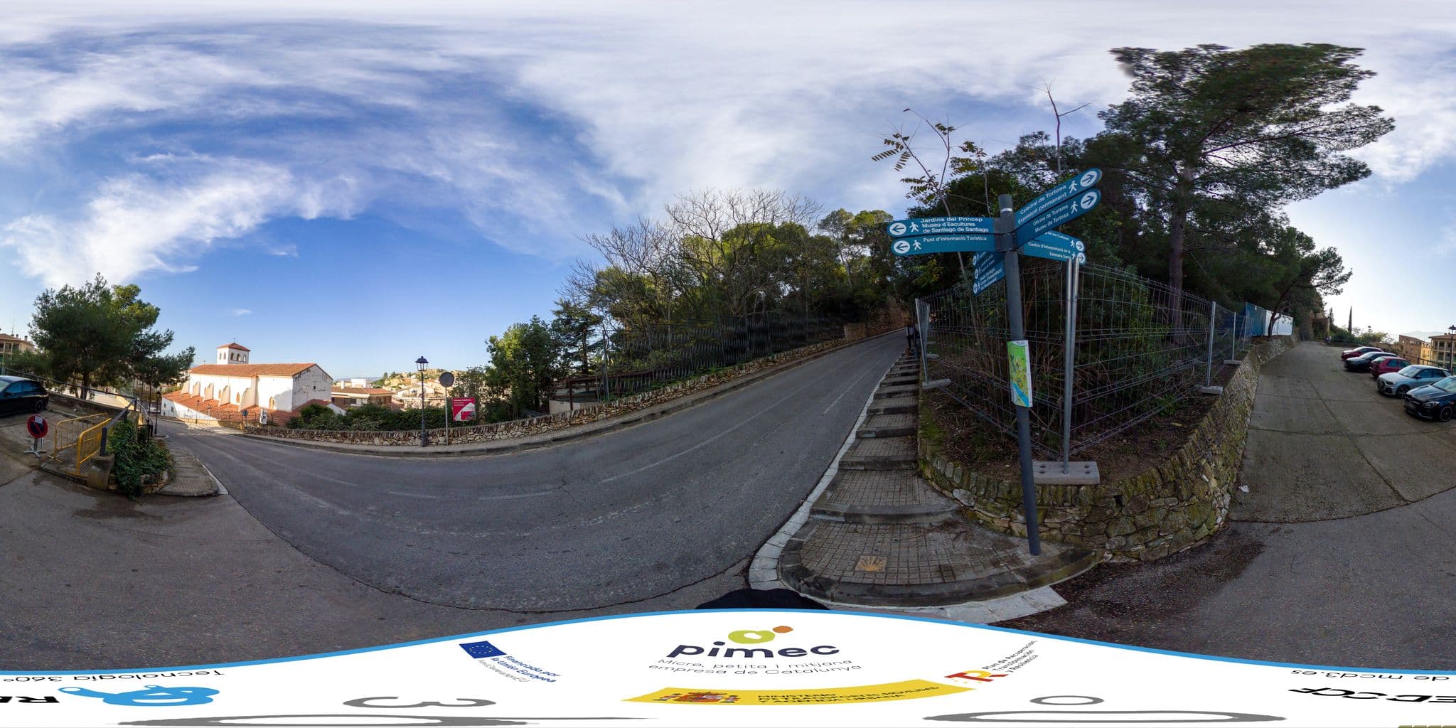 Street view near Parador de Tortosa Salones, Tortosa — © mcd3 (CC BY-SA · Mapillary)