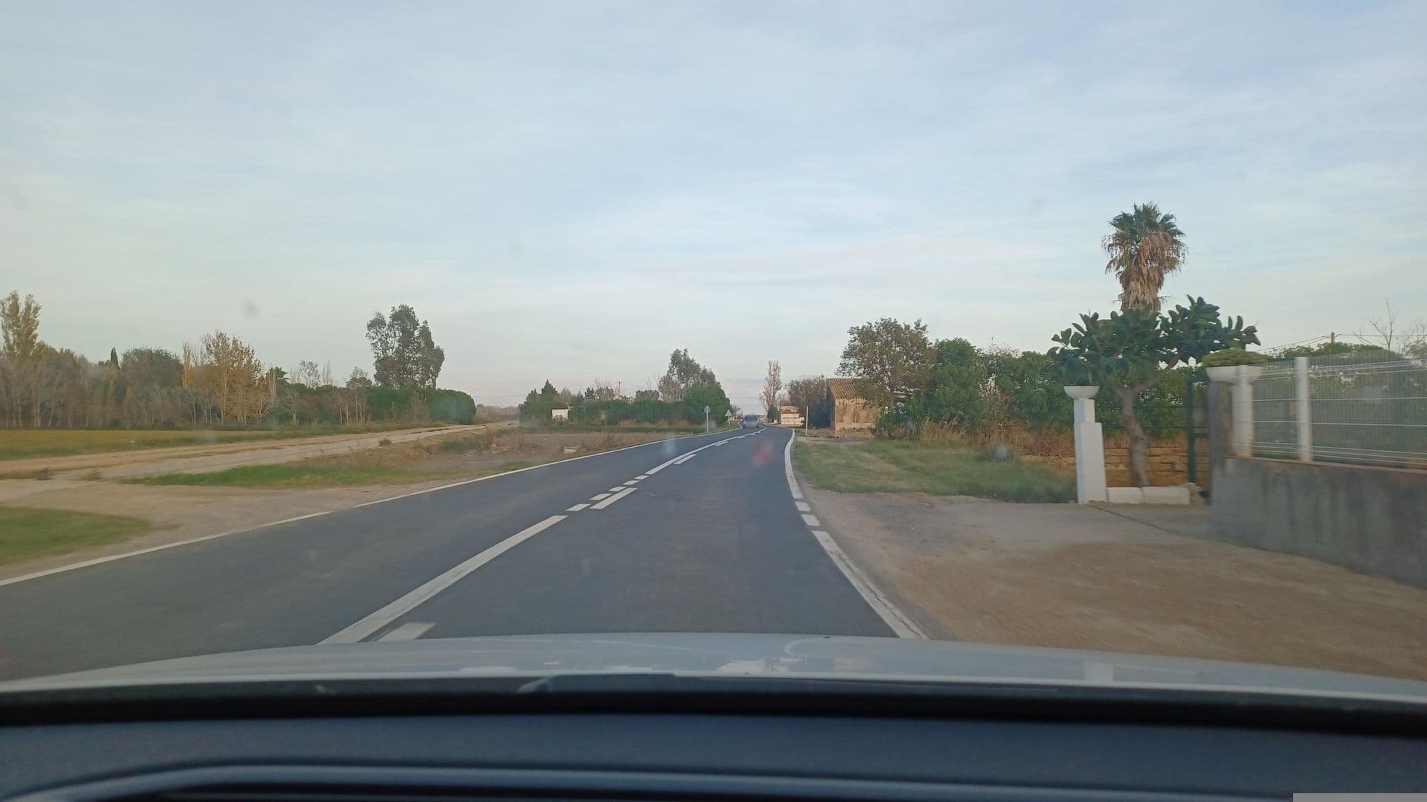 Street view near L'Esquerra de Gabriel, Amposta — © normanm (CC BY-SA · Mapillary)