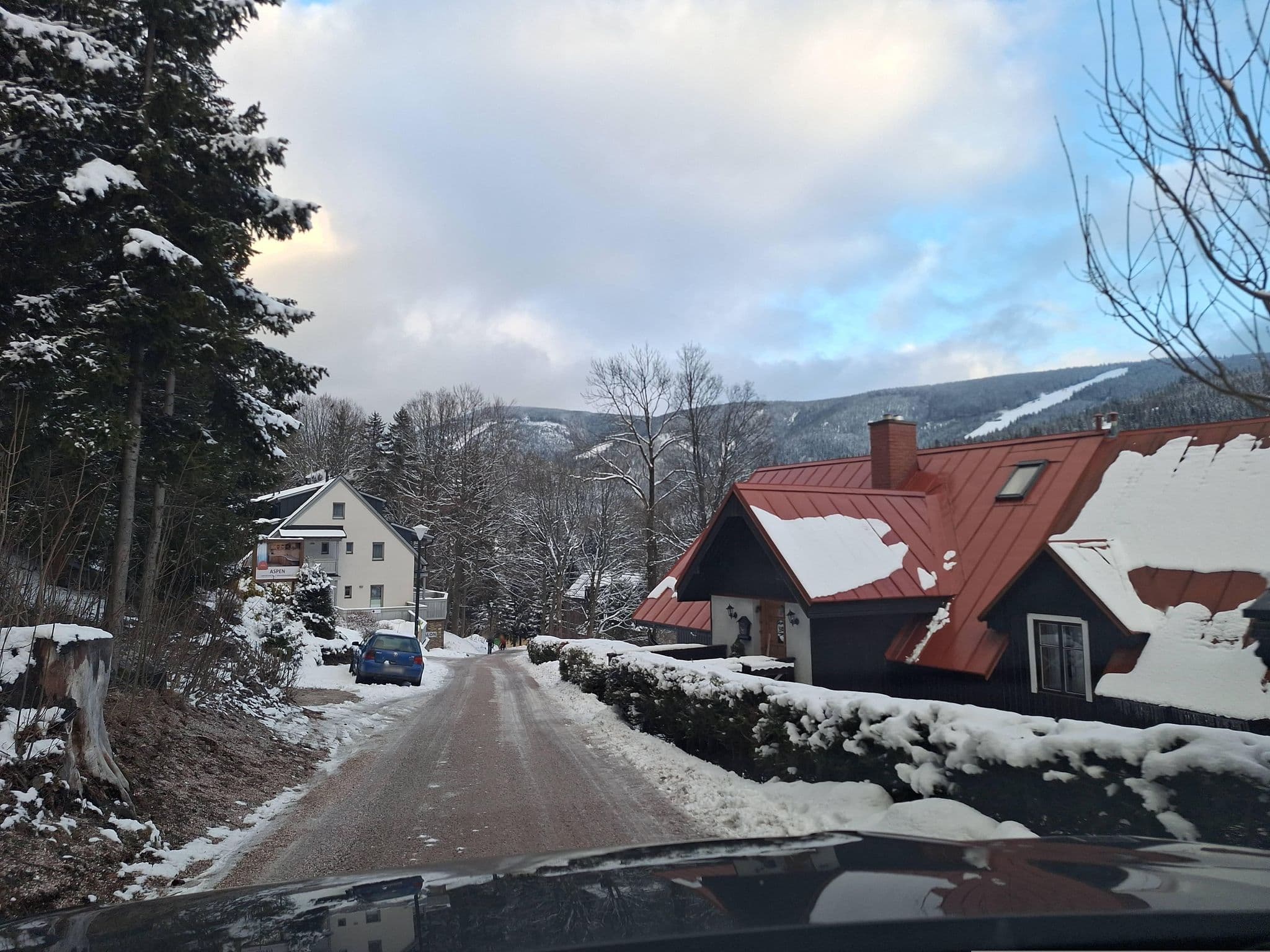 Street view near Lucie, Špindlerův Mlýn