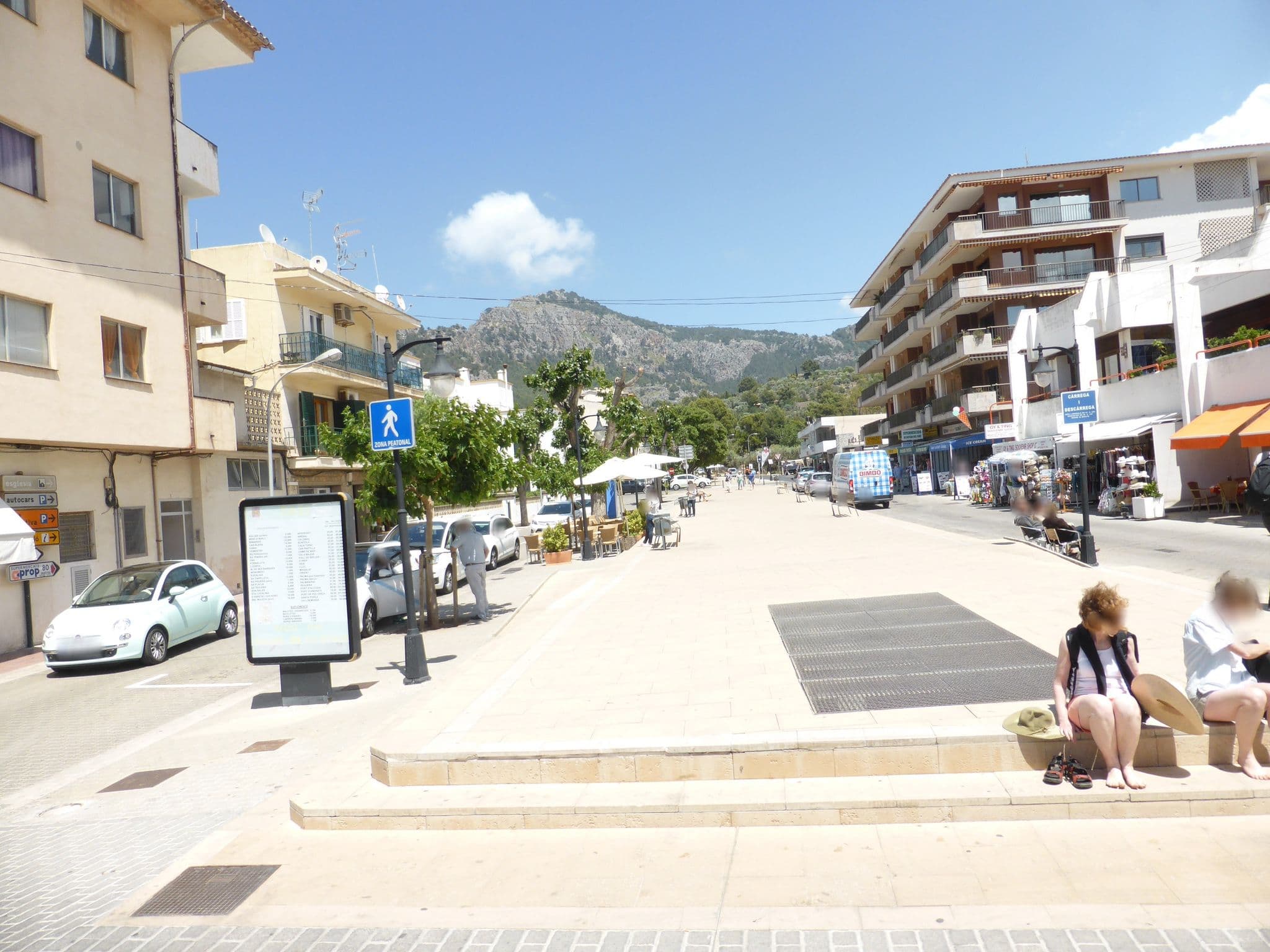 Street view near Aparthotel Generoso Beach, Port de Sóller — © sennewald63 (CC BY-SA · Mapillary)