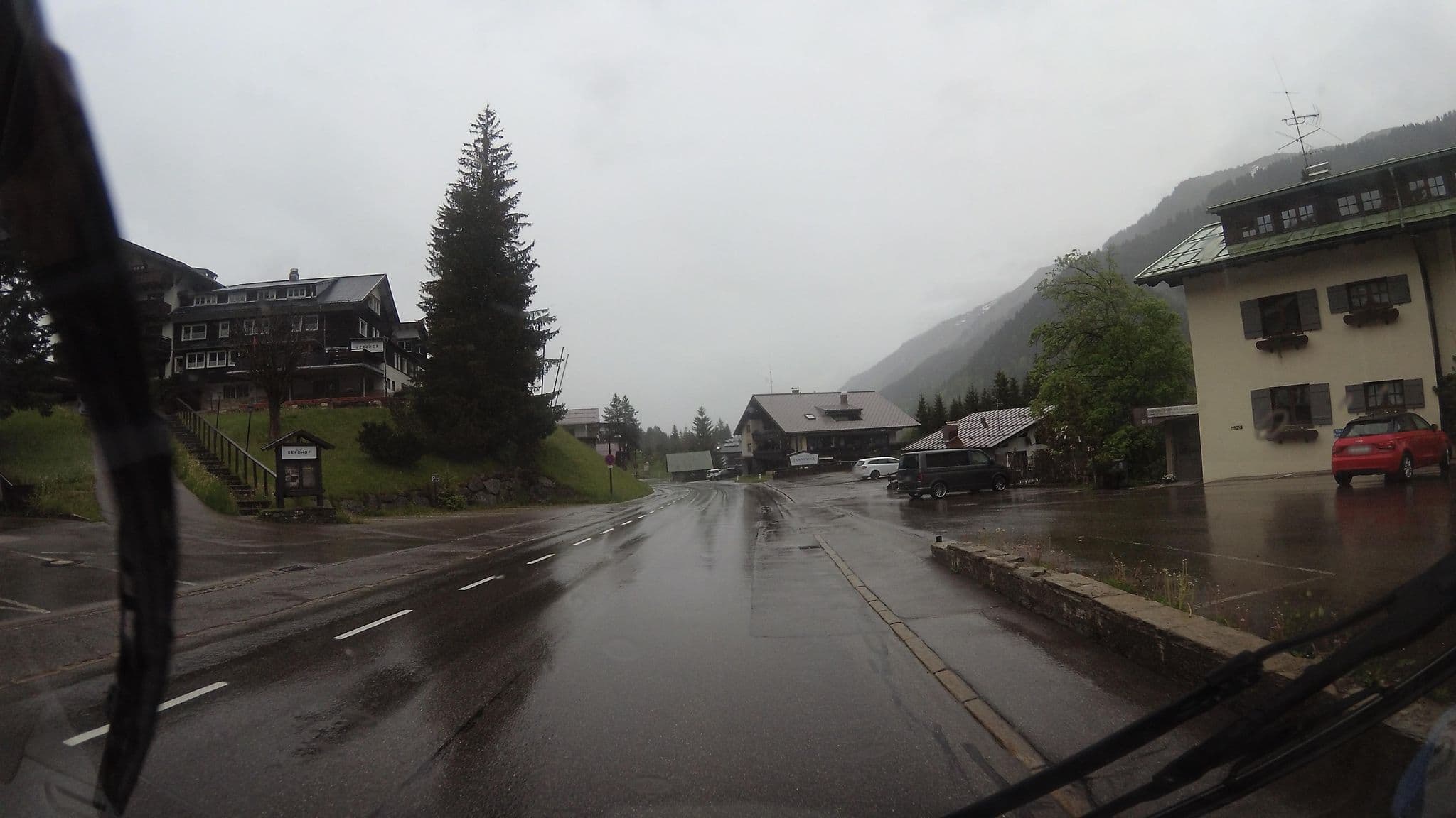 Street view near Ferienwohnungen Lärchenhang, Hirschegg