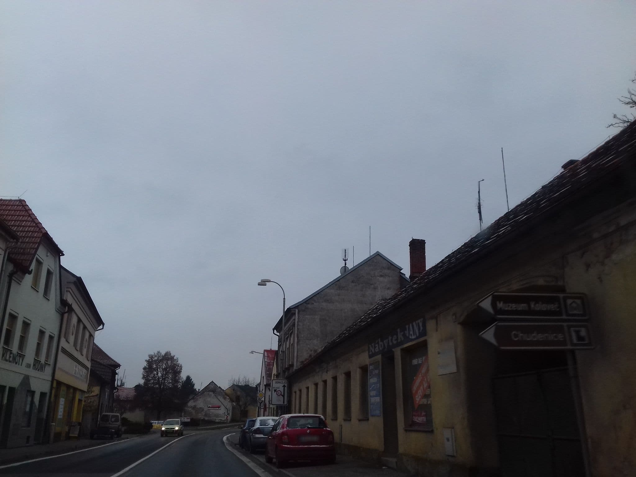 Street view near Apartmánový dům Americká, Staňkov — © hodkowicz (CC BY-SA · Mapillary)