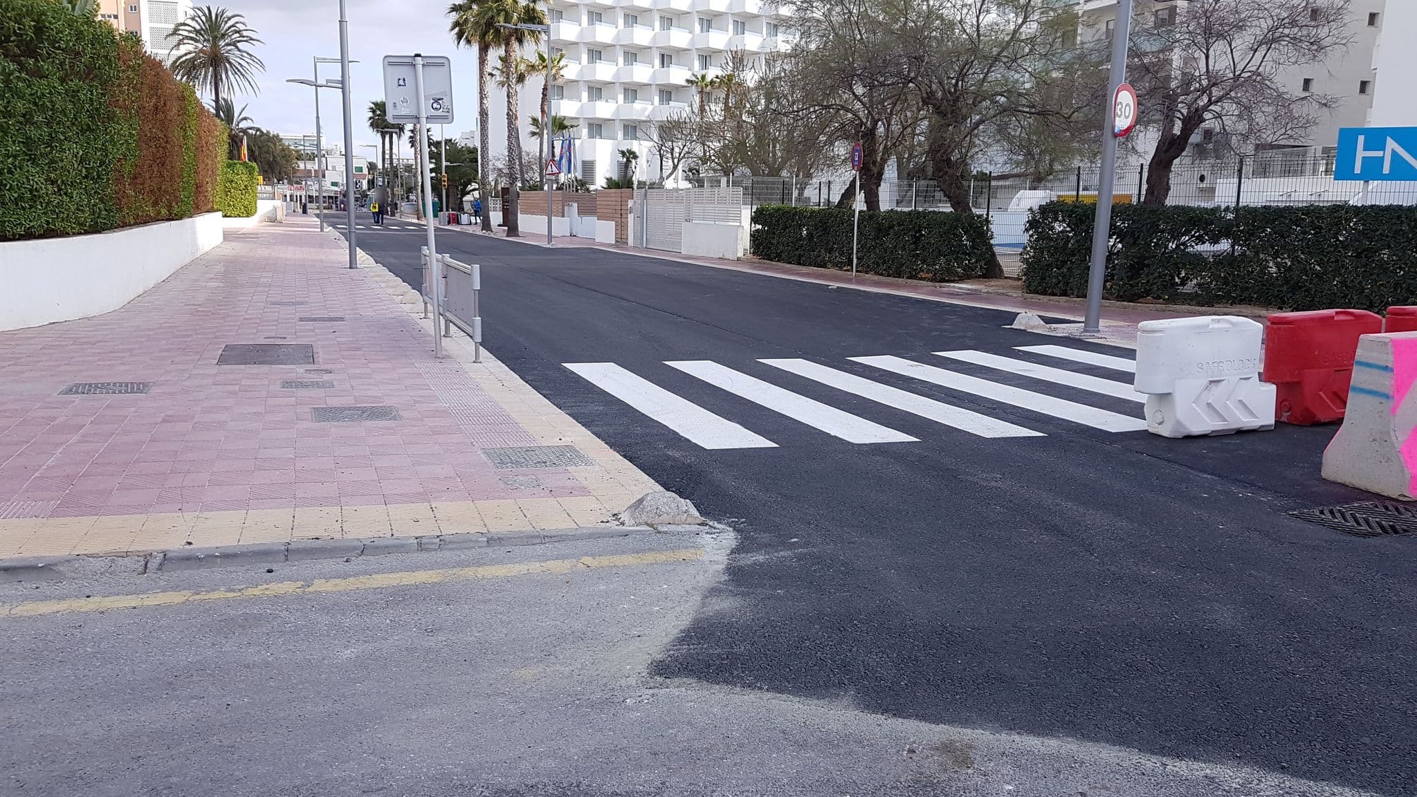 Street view near HM Balanguera Beach pool, Can Pastilla — © boonieoetgelaen (CC BY-SA · Mapillary)