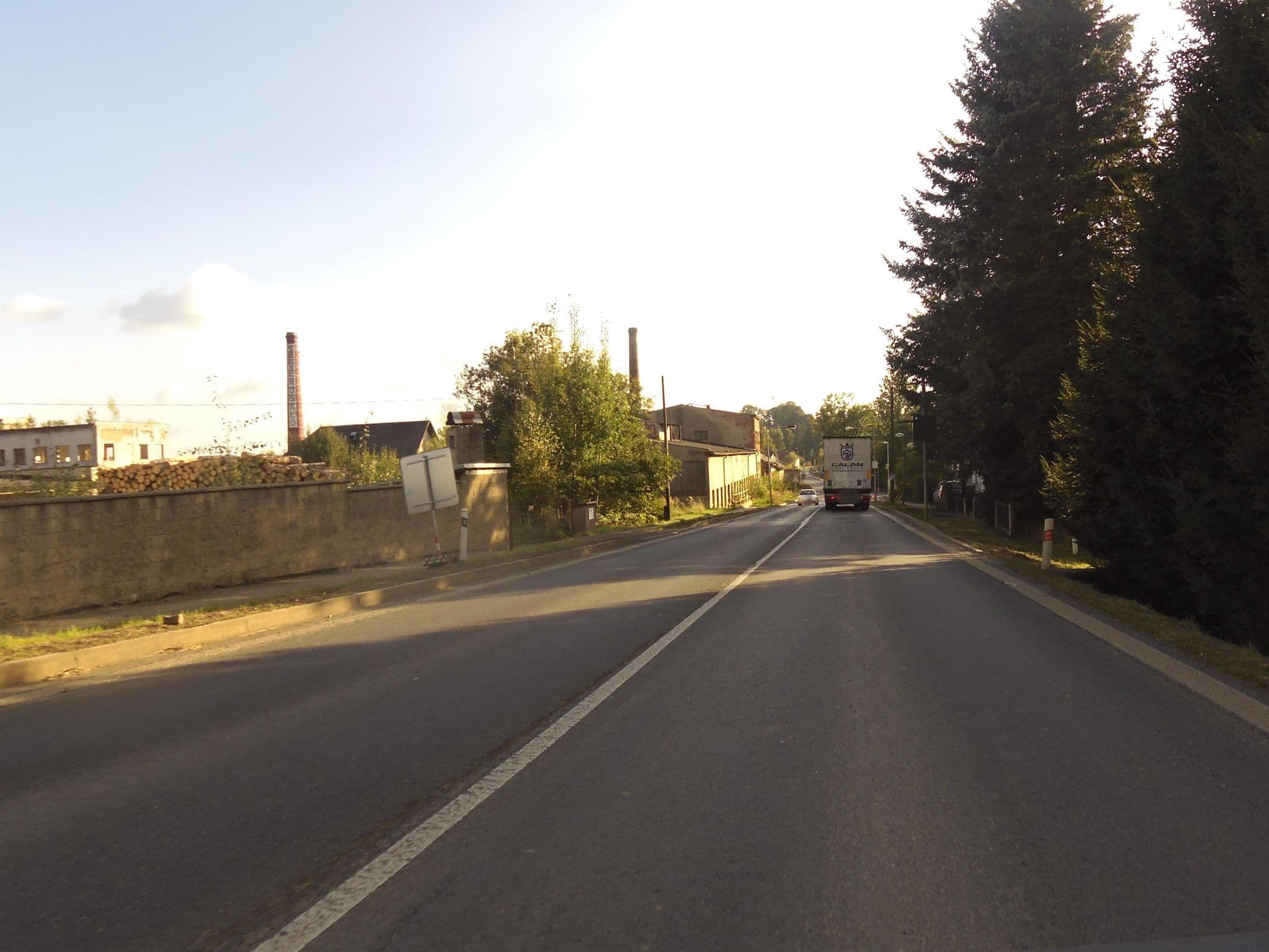 Street view near Restaurace a penzion Pod klíčem, Cvikov — © fell3 (CC BY-SA · Mapillary)