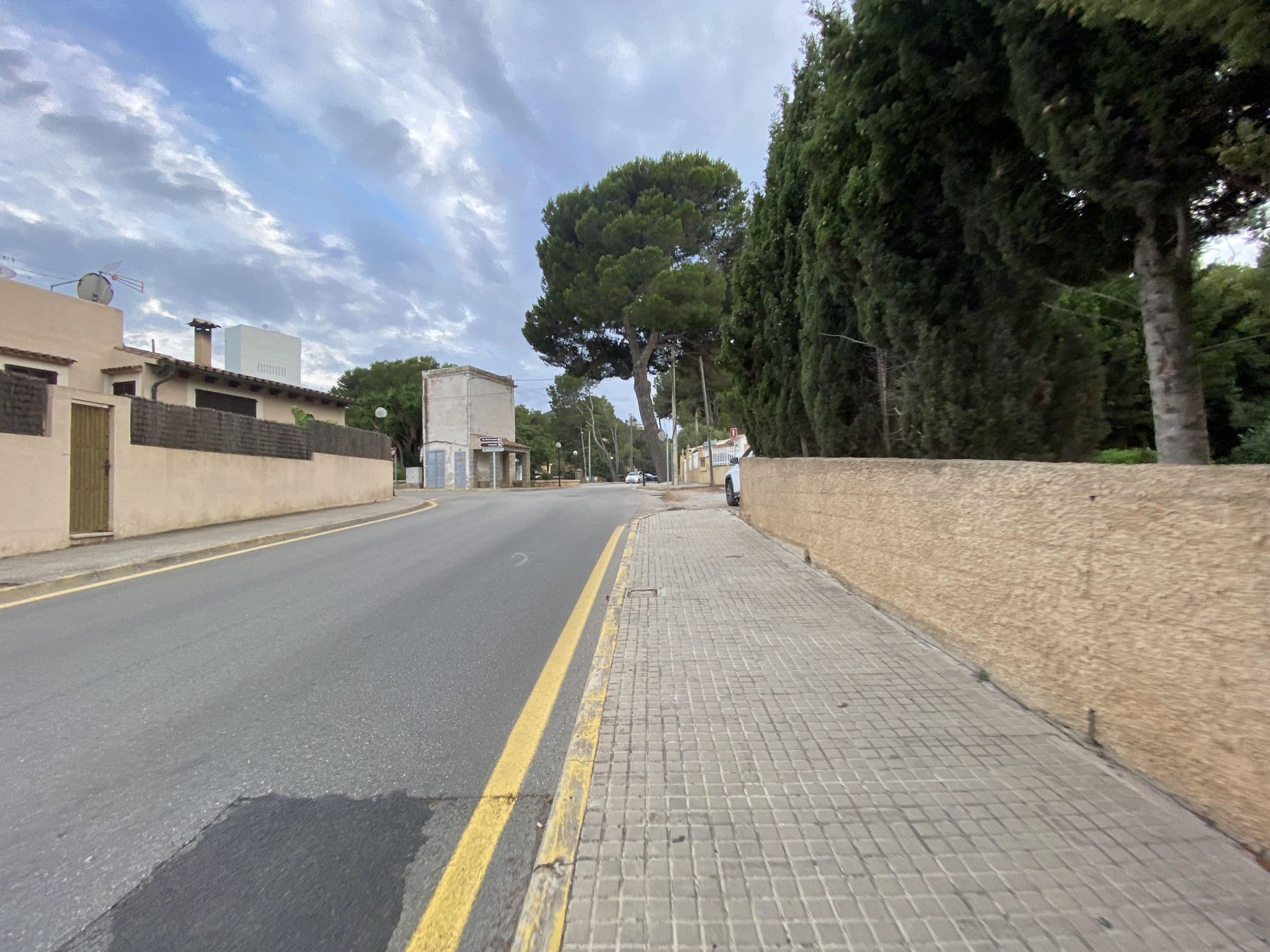 Street view near Zhimbad B & B By The Sea, Cala Rajada — © vadi (CC BY-SA · Mapillary)