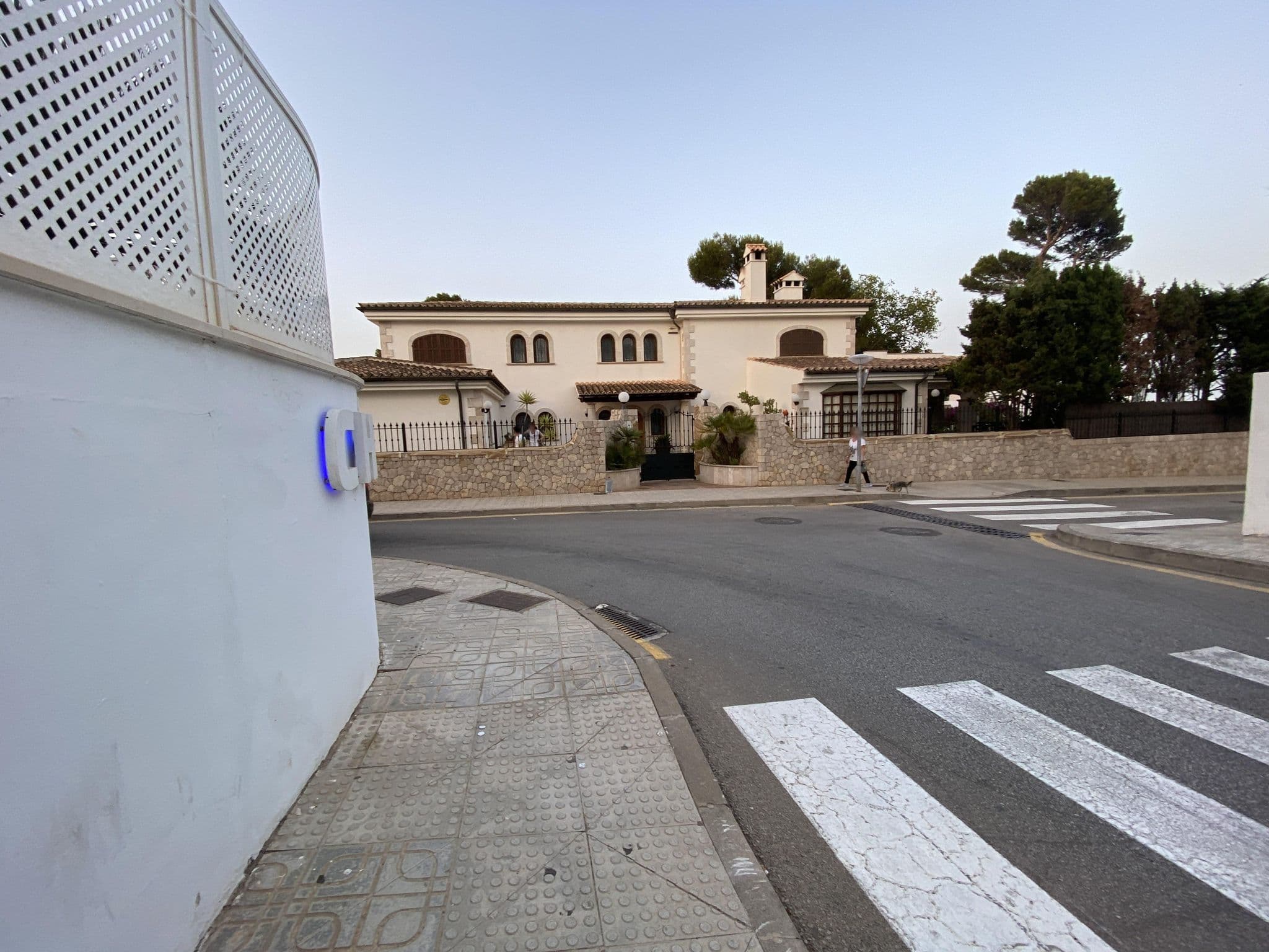 Street view near Tritón Hotel, Cala Rajada — © vadi (CC BY-SA · Mapillary)