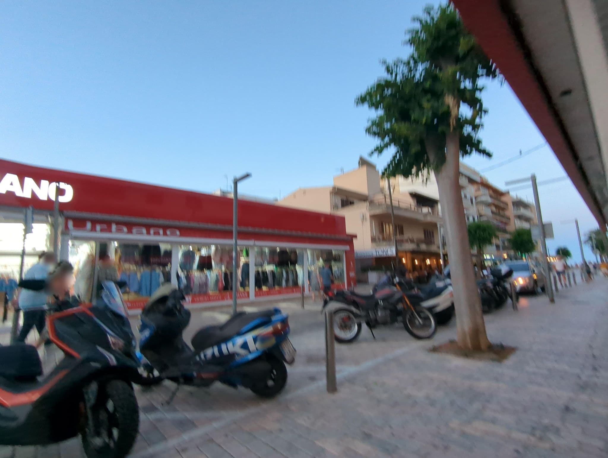 Street view near Apartementos Alamos, Cala Millor — © ente (CC BY-SA · Mapillary)