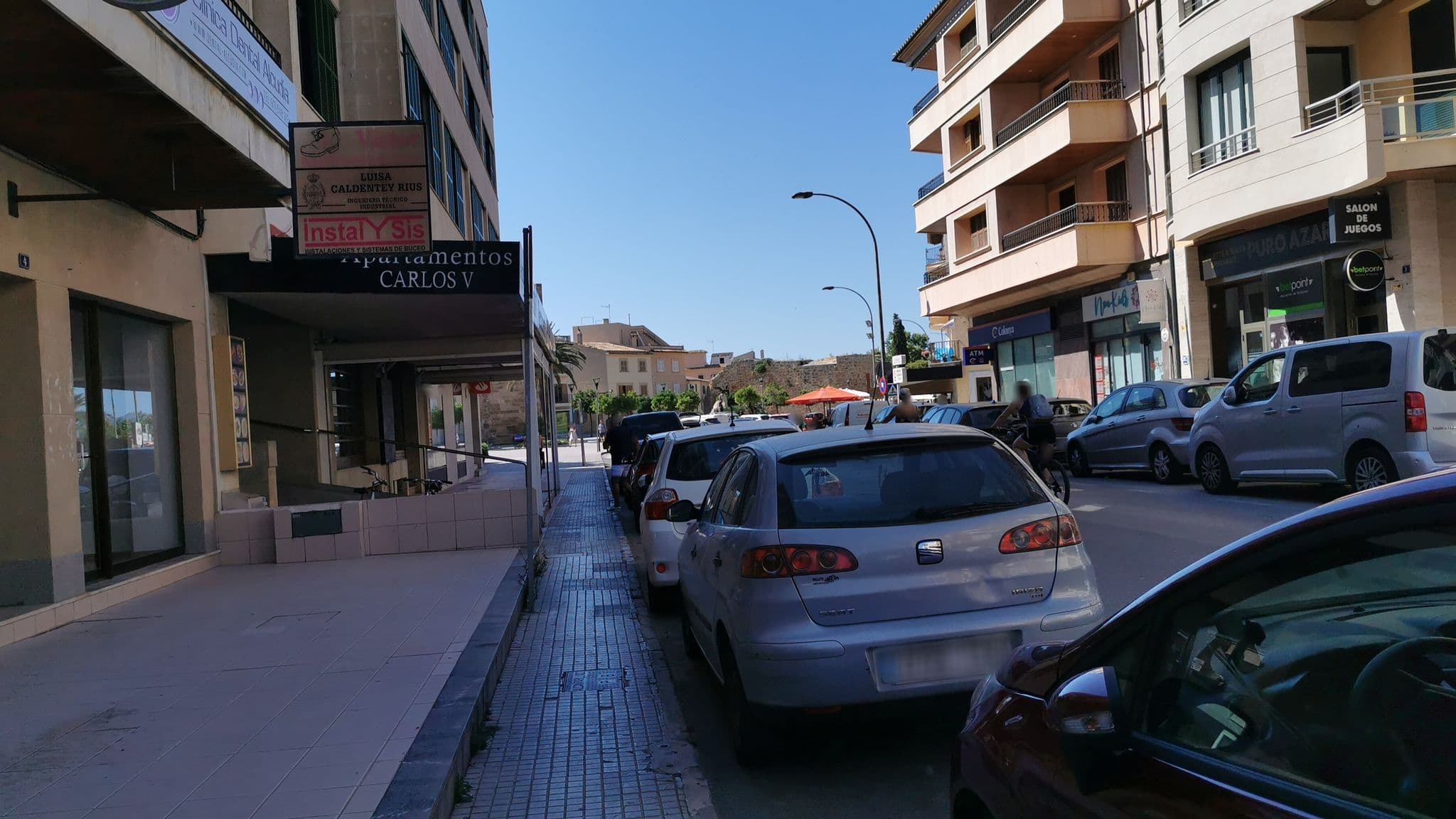Street view near Appartementos Carlos V, Alcúdia — © danfuh (CC BY-SA · Mapillary)
