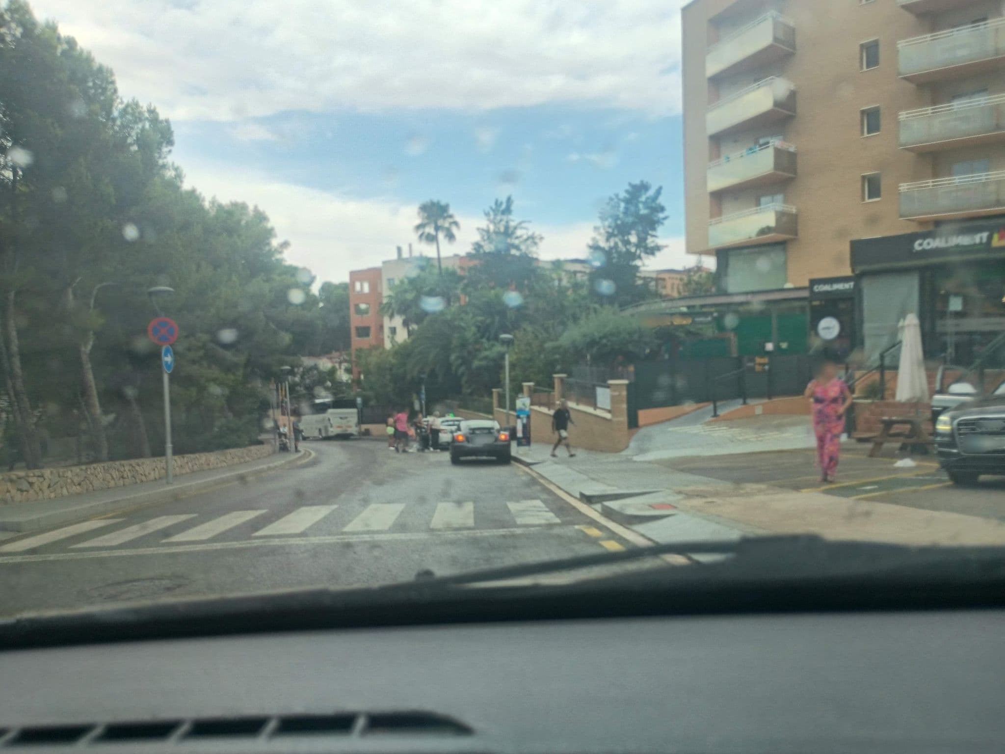 Street view near Sun Club Salou, La Pineda — © almorca (CC BY-SA · Mapillary)
