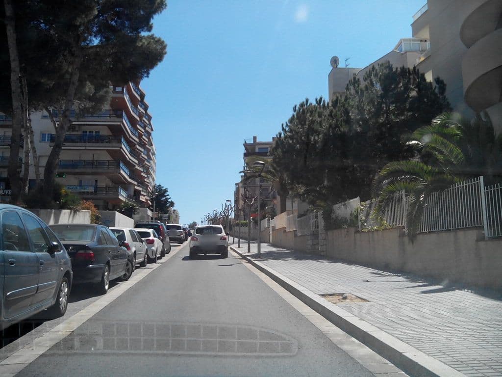 Street view near DIFFERENTFLATS Altair, Salou — © janes (CC BY-SA · Mapillary)