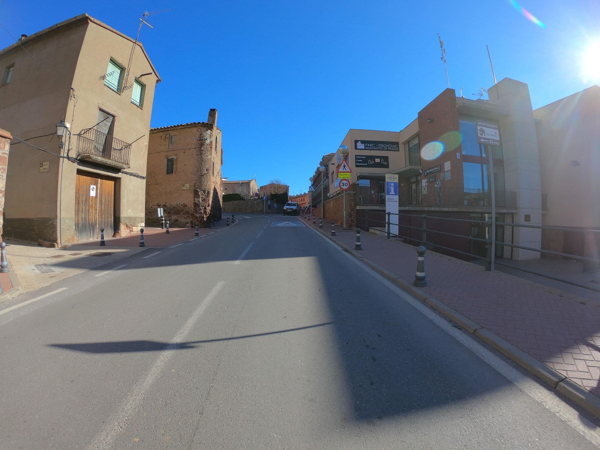 Street view near Can Llorenç, Alforja — © joostjakob (CC BY-SA · Mapillary)