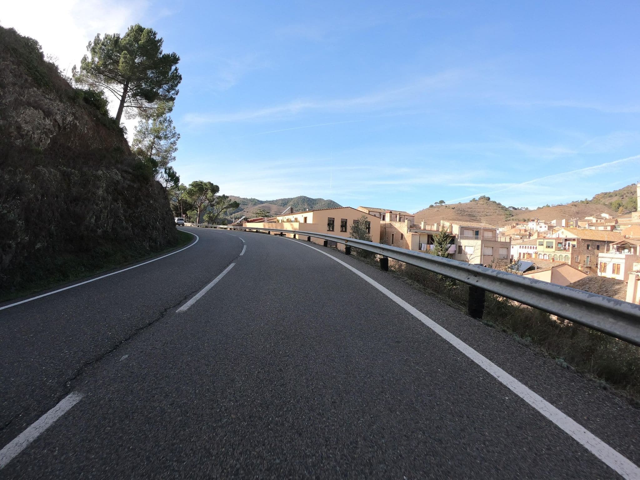 Street view near Icona del Pont Vell, Falset — © joostjakob (CC BY-SA · Mapillary)