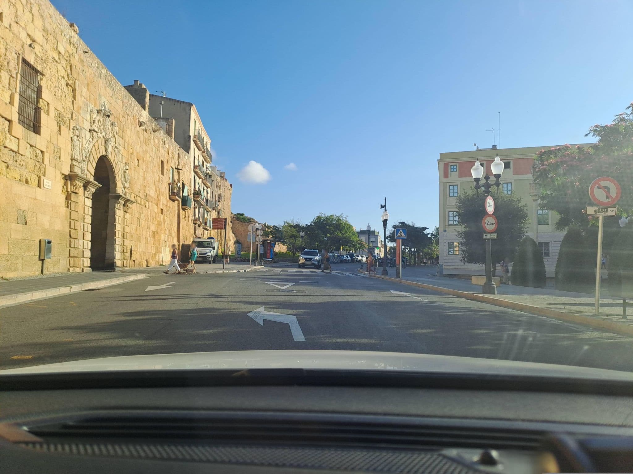 Street view near Estudio Acogedor, Tarragona — © normanm (CC BY-SA · Mapillary)
