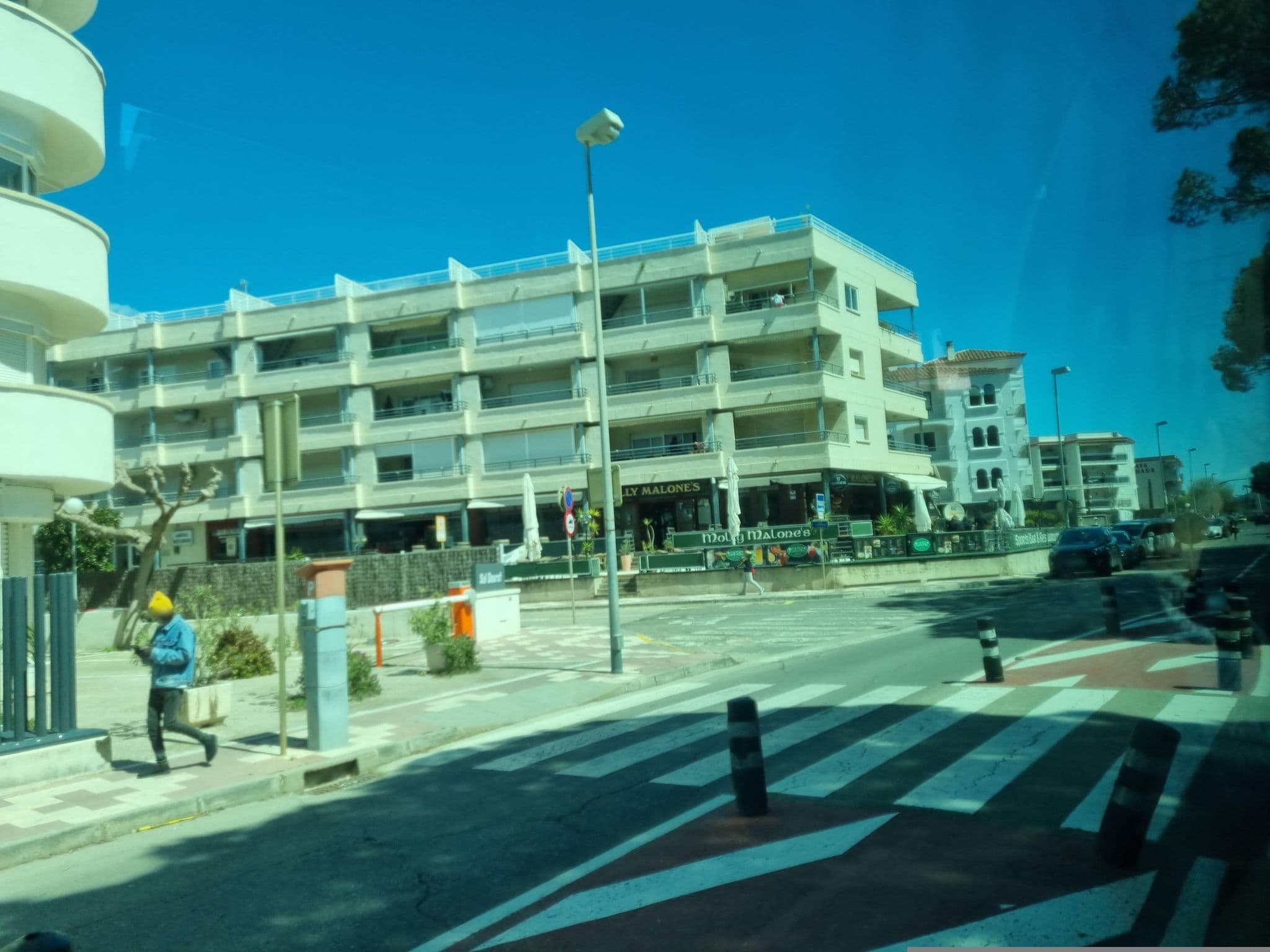 Street view near Sol Daurat Apartments Cambrils, Salou — © Franciscovalera (CC BY-SA · Mapillary)