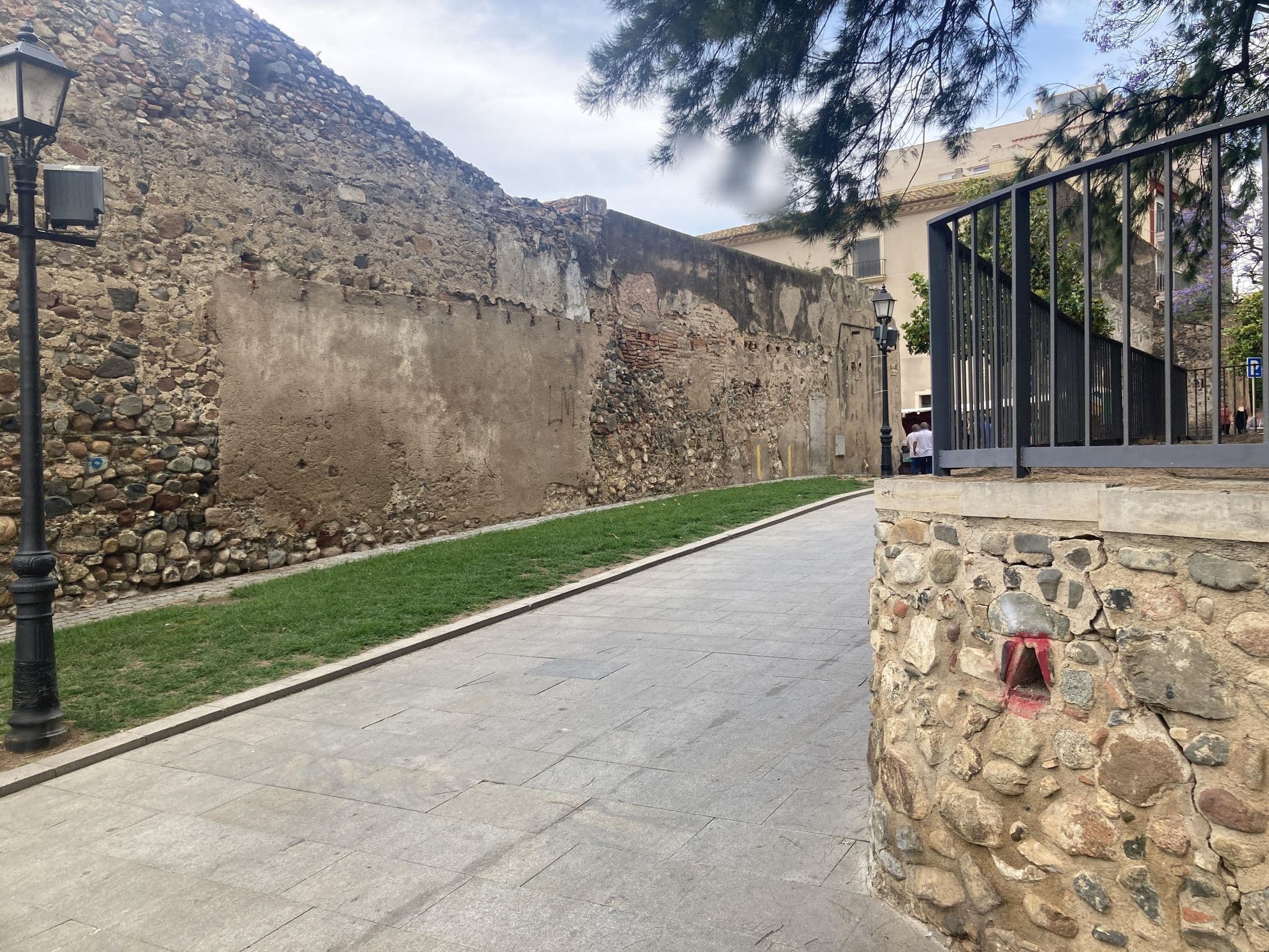 Street view near Explotaciones Hoteleras Arbo, Cambrils — © herrmannt (CC BY-SA · Mapillary)