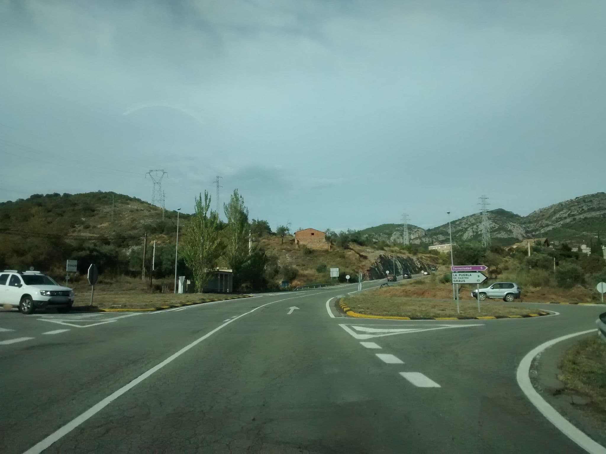 Street view near Hostal Peñafiel, Graus — © msevilla00 (CC BY-SA · Mapillary)