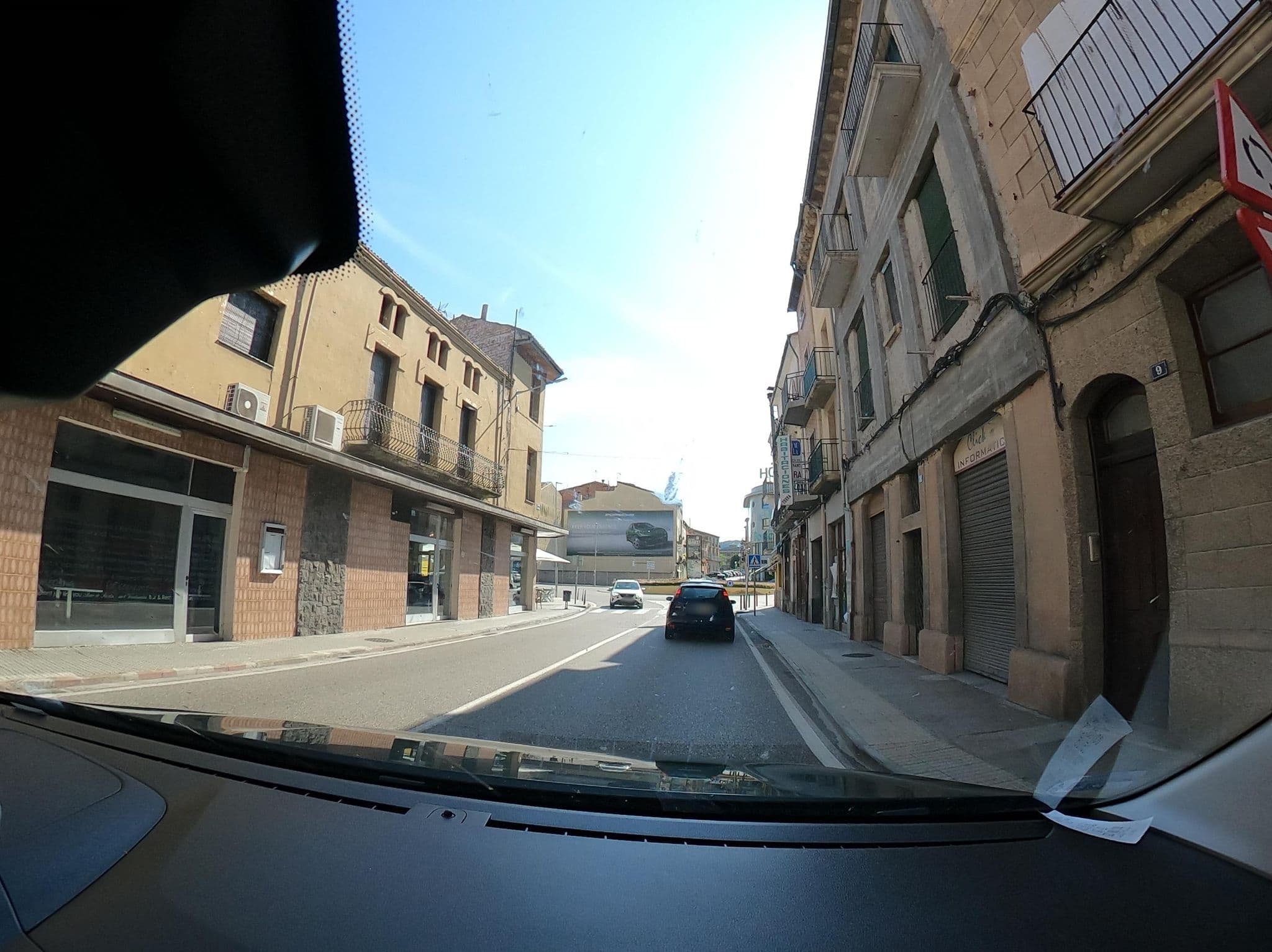 Street view near Hostal Catalunya, Ponts — © vst (CC BY-SA · Mapillary)