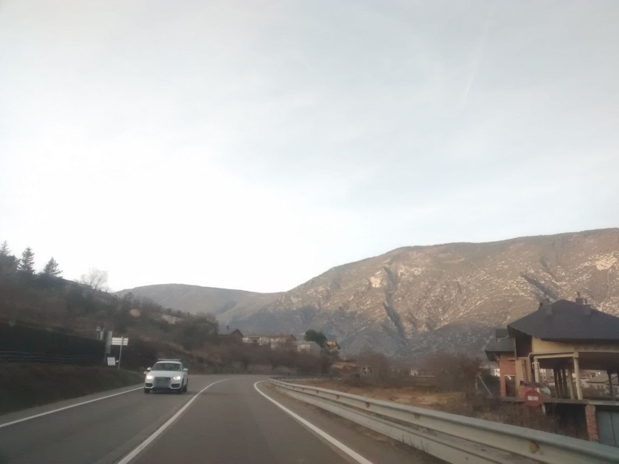 Street view near Hotel dom, Oliana — © egofer (CC BY-SA · Mapillary)