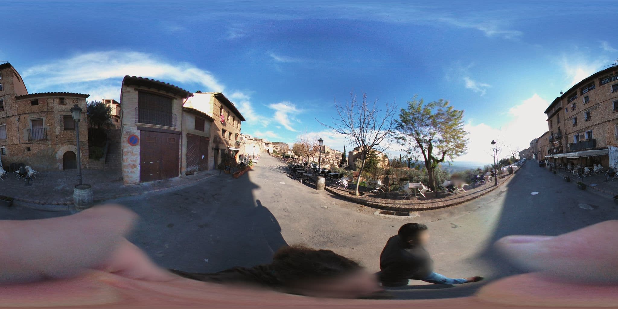 Street view near Apartamentos Bellavista, Barbastro — © thx (CC BY-SA · Mapillary)