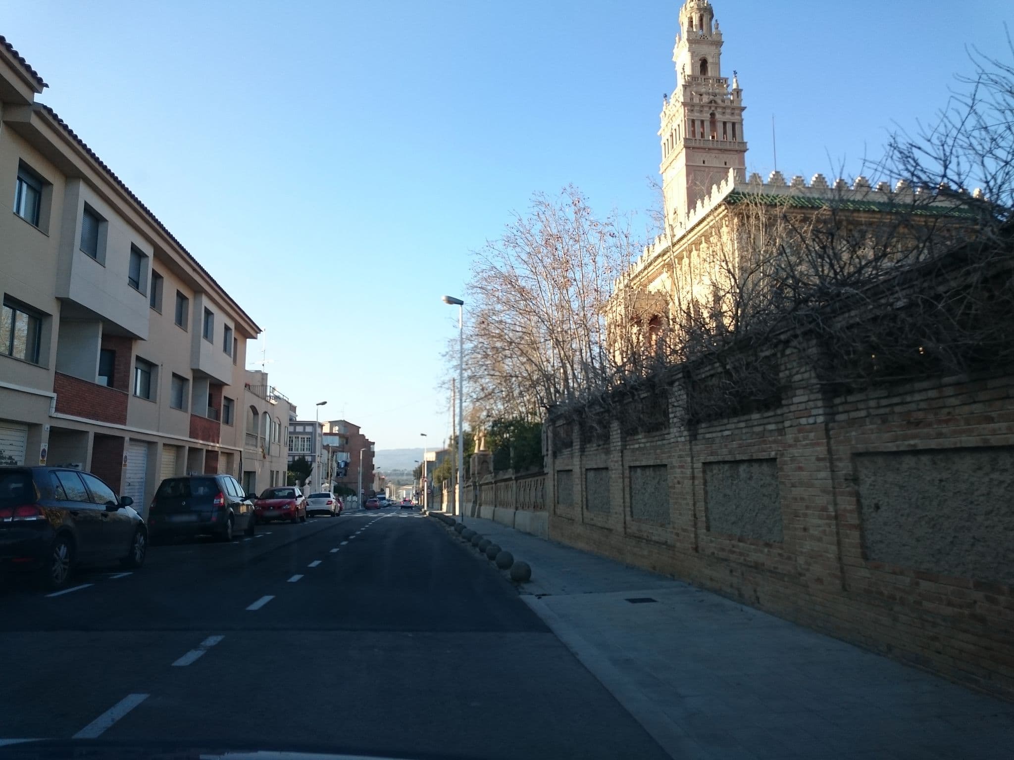 Street view near La Giralda, Castellet — © yopaseopor (CC BY-SA · Mapillary)
