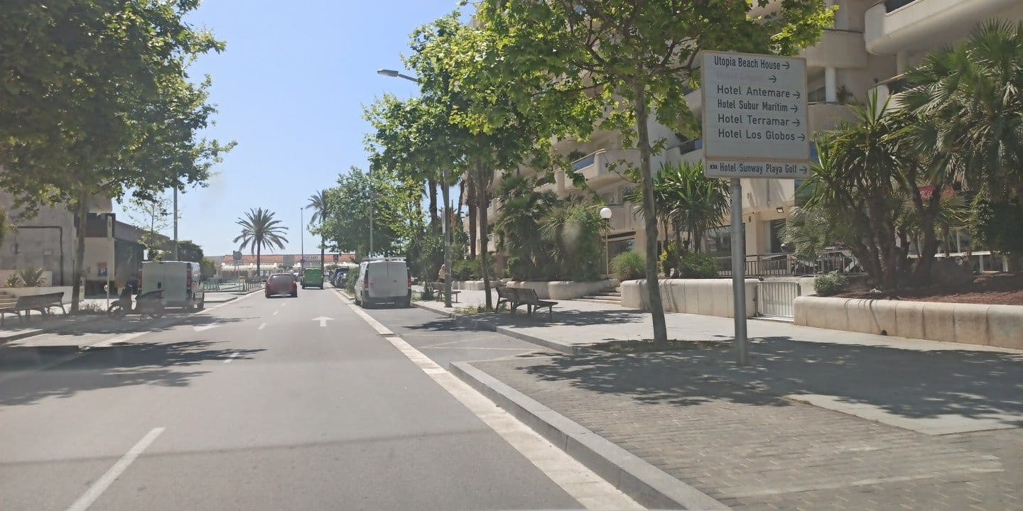 Street view near 216 HASS, Sitges — © yopaseopor (CC BY-SA · Mapillary)