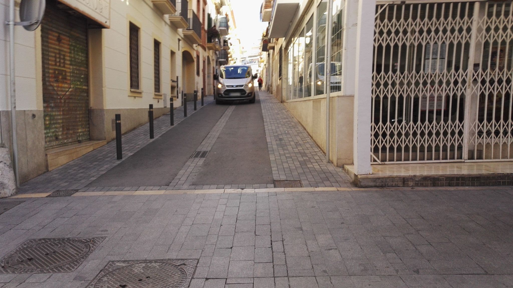 Street view near Sitges "Vacation Mode" Condo By The Beach, Sitges — © marcuscalabresus (CC BY-SA · Mapillary)