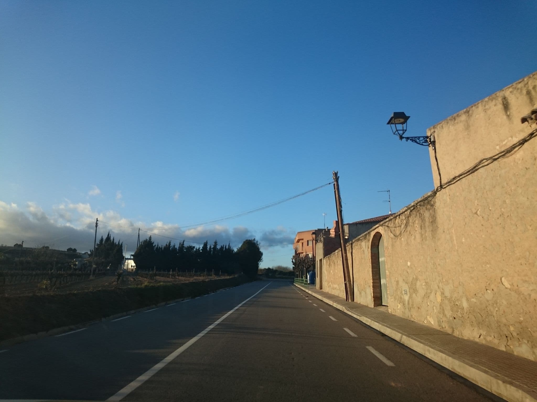 Street view near Cal Barber, Castellet — © yopaseopor (CC BY-SA · Mapillary)