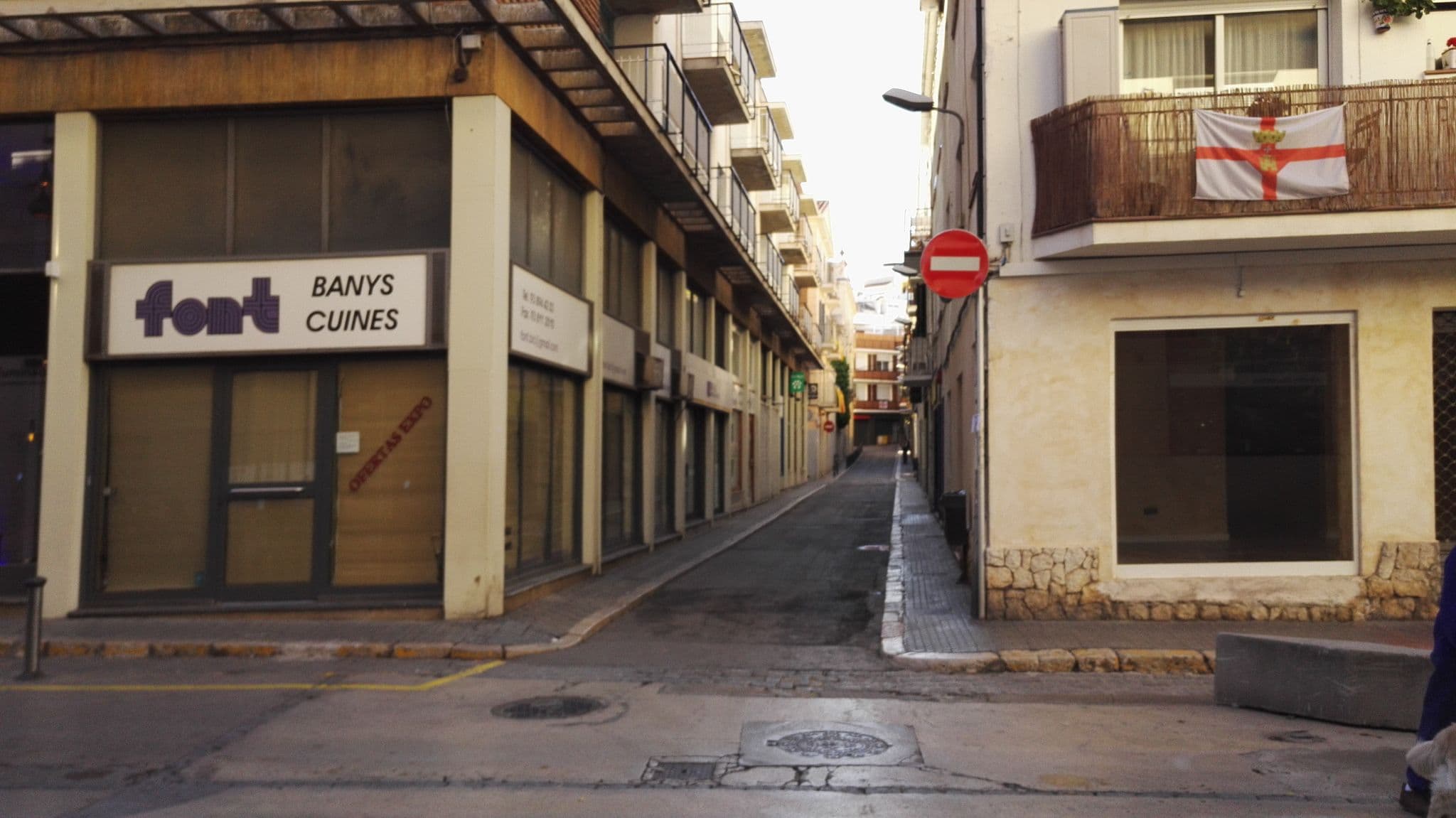 Street view near Barcelona Bs Sitges, Sitges — © marcuscalabresus (CC BY-SA · Mapillary)