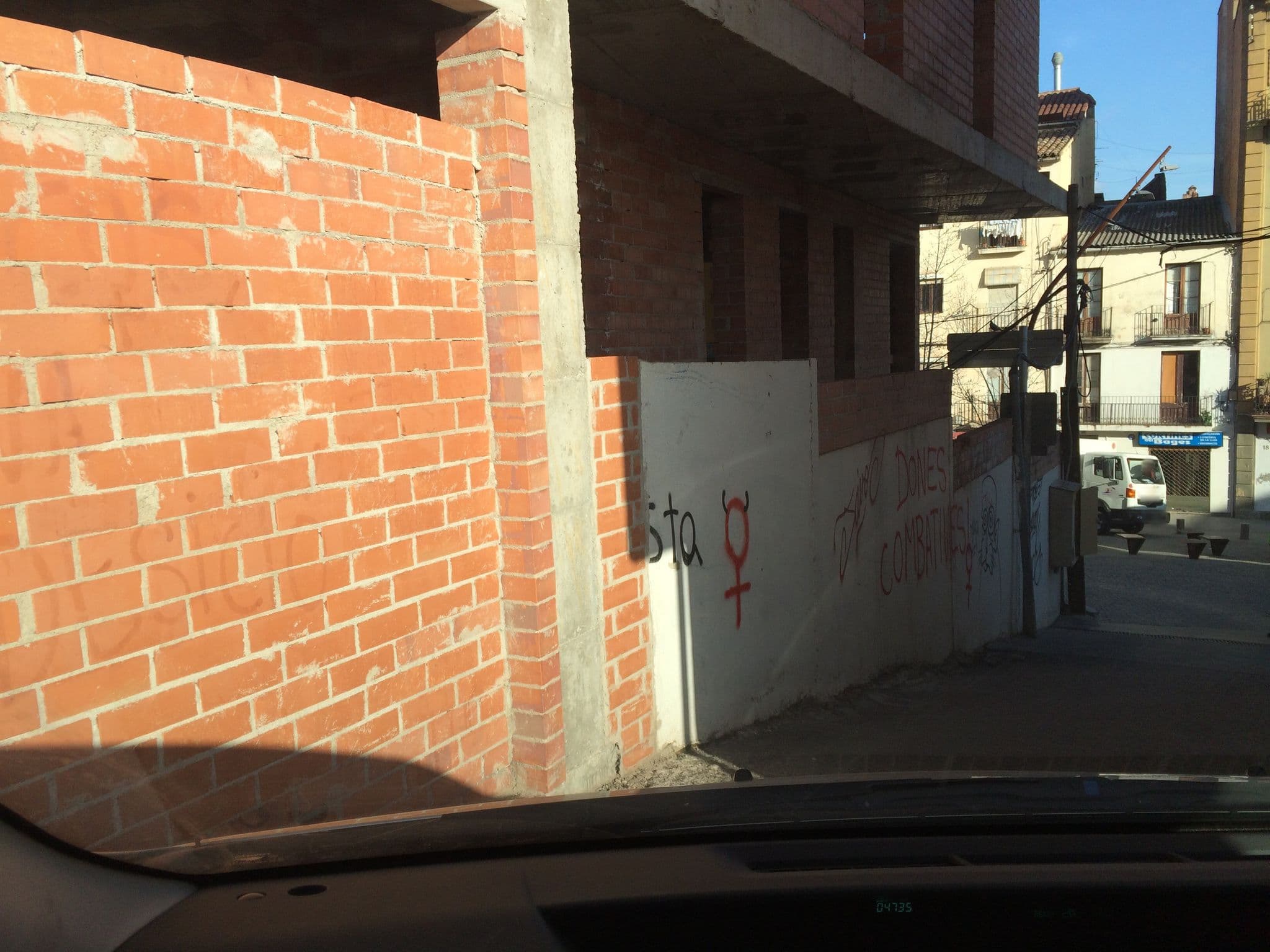 Street view near Alberg Manresa, Manresa — © ignasi (CC BY-SA · Mapillary)