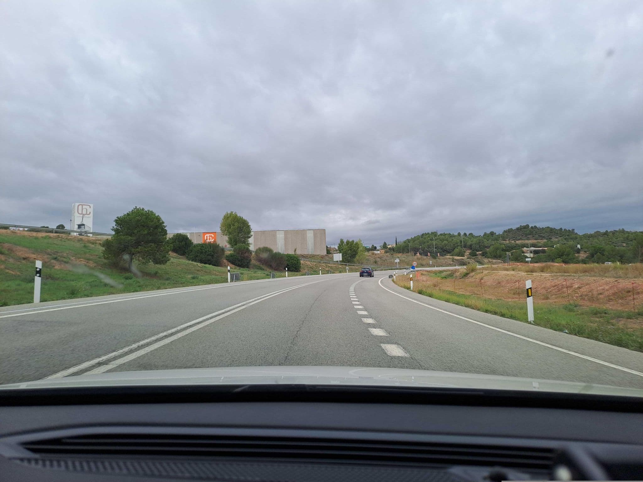 Street view near hostal el violi, Cardona — © normanm (CC BY-SA · Mapillary)
