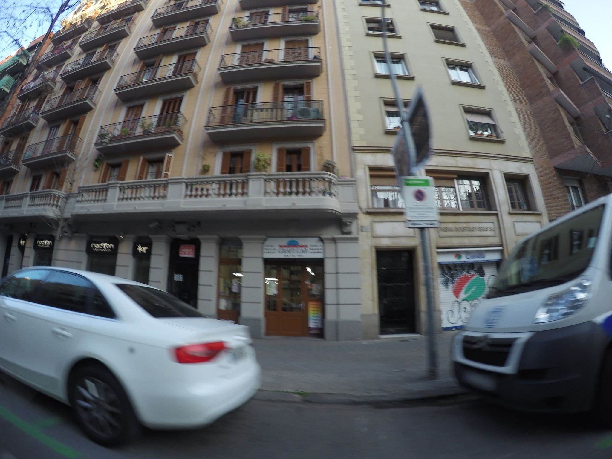 Street view near Up Suites Bcn, la Nova Esquerra de l'Eixample — © ccossio (CC BY-SA · Mapillary)