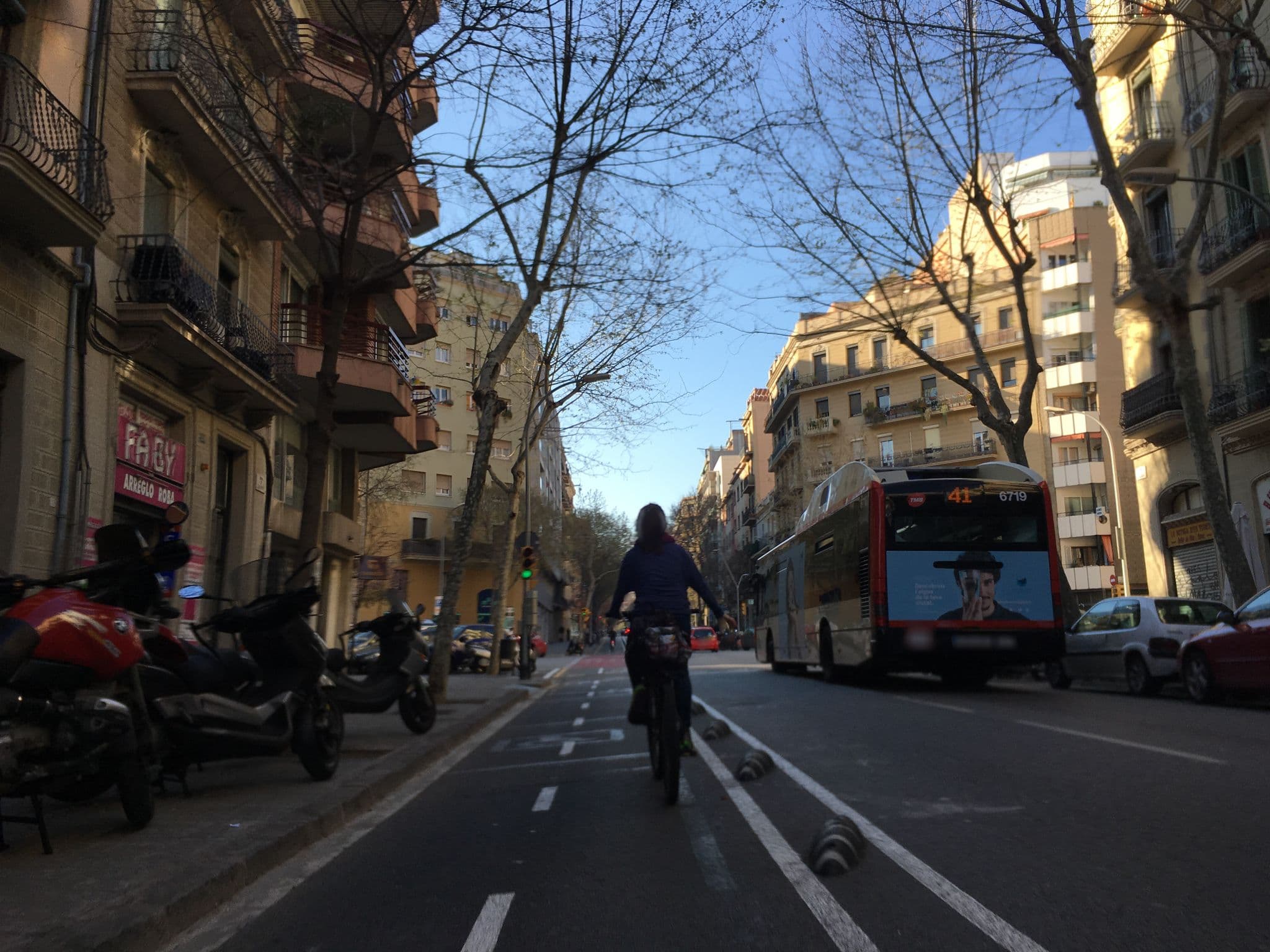 Street view near Hotel Mommy, la Nova Esquerra de l'Eixample — © ccossio (CC BY-SA · Mapillary)