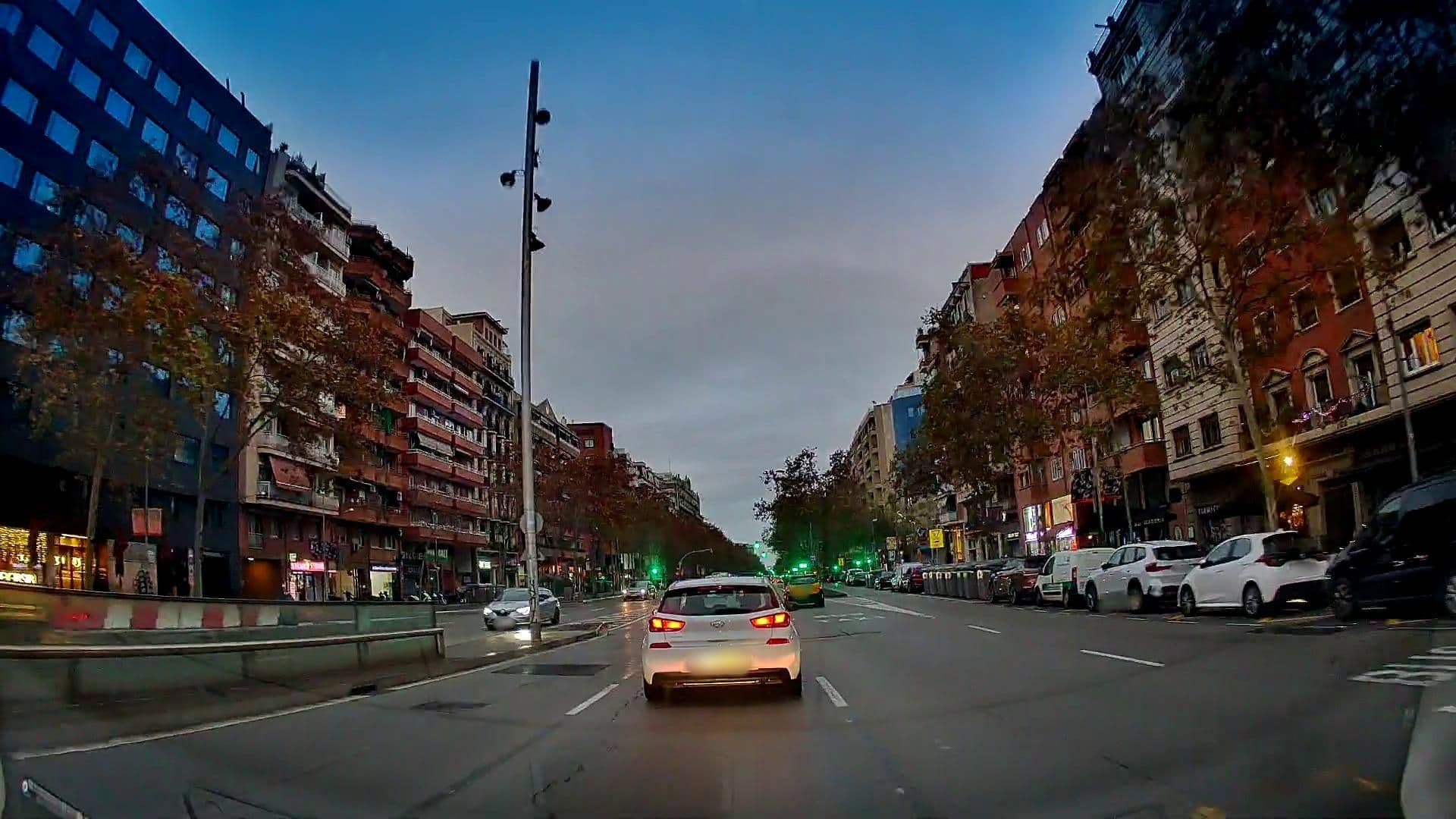 Street view near Fira Barcelona Plaza Espanya Apartments, La Bordeta — © m_esp_32 (CC BY-SA · Mapillary)