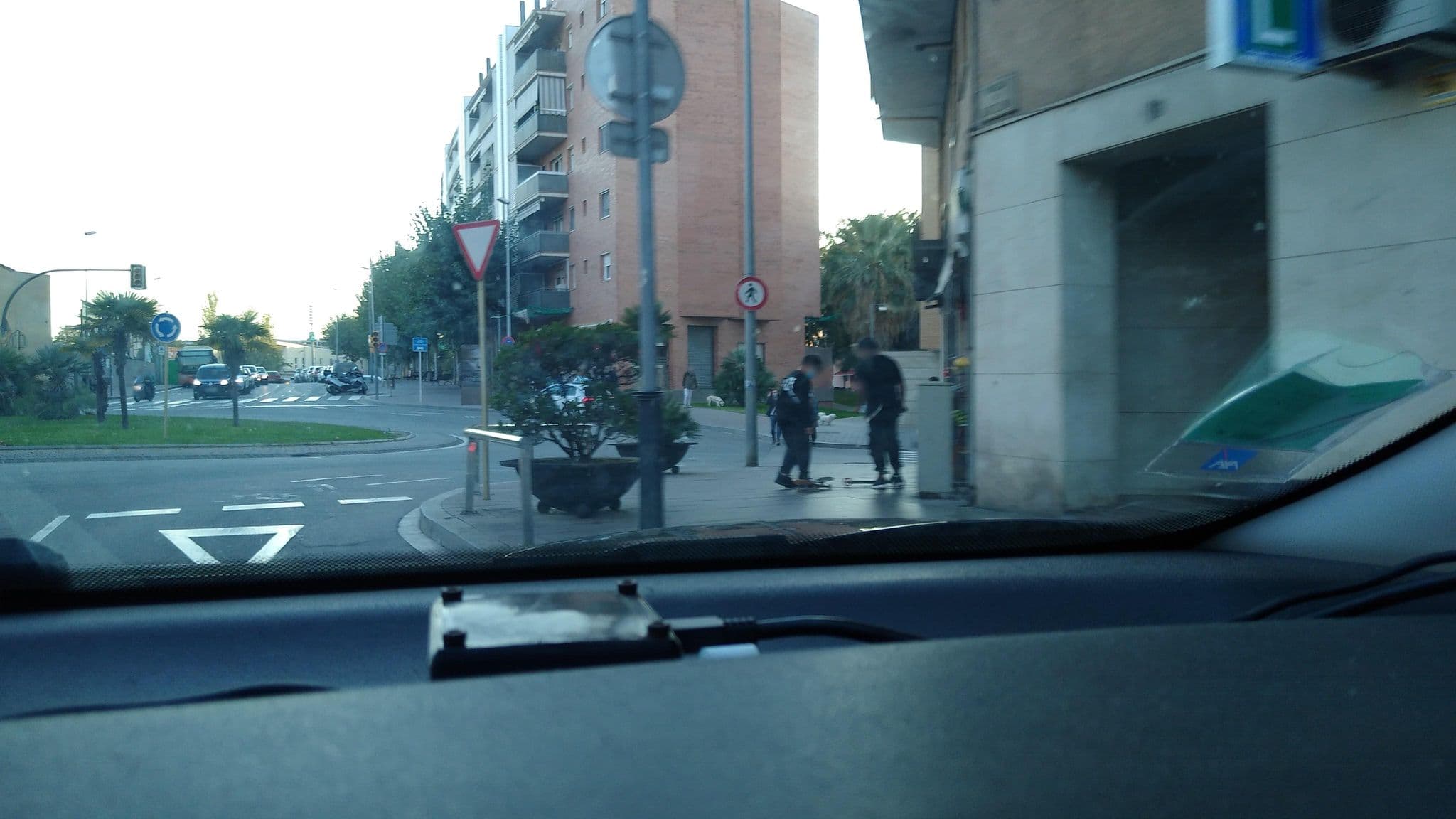 Street view near Lande, Sant Joan Despí — © rhum (CC BY-SA · Mapillary)