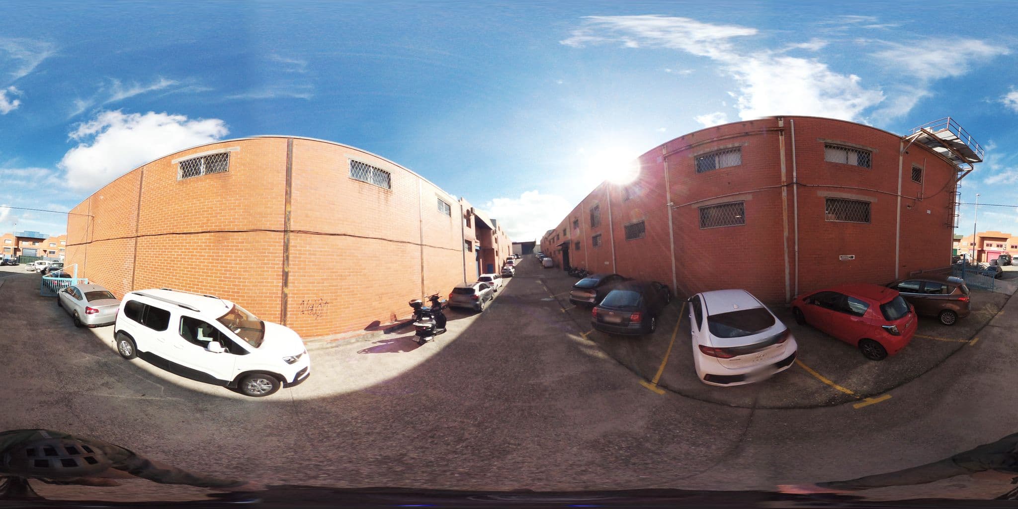 Street view near Acero Inoxidable a Medida, Sant Joan Despí — © geovelo (CC BY-SA · Mapillary)