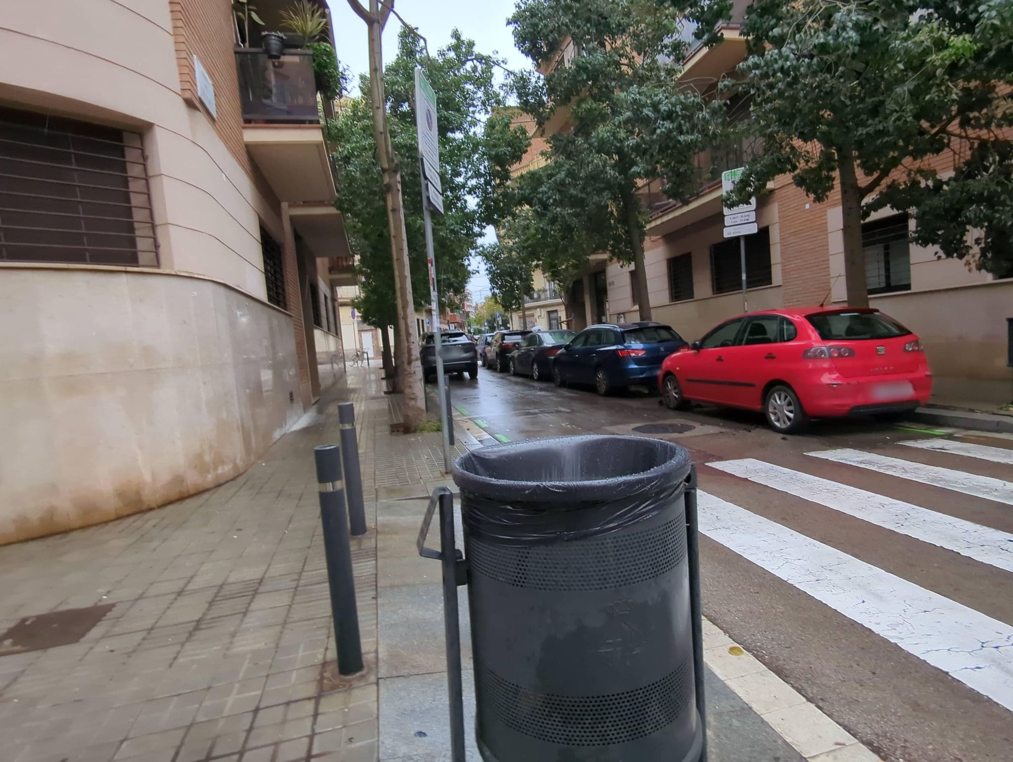 Street view near Mario's B&B Barcelona, La Bordeta — © miguel_andrade (CC BY-SA · Mapillary)