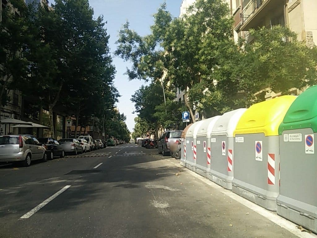 Street view near BHW Montjuic, Hostafrancs — © ccossio (CC BY-SA · Mapillary)