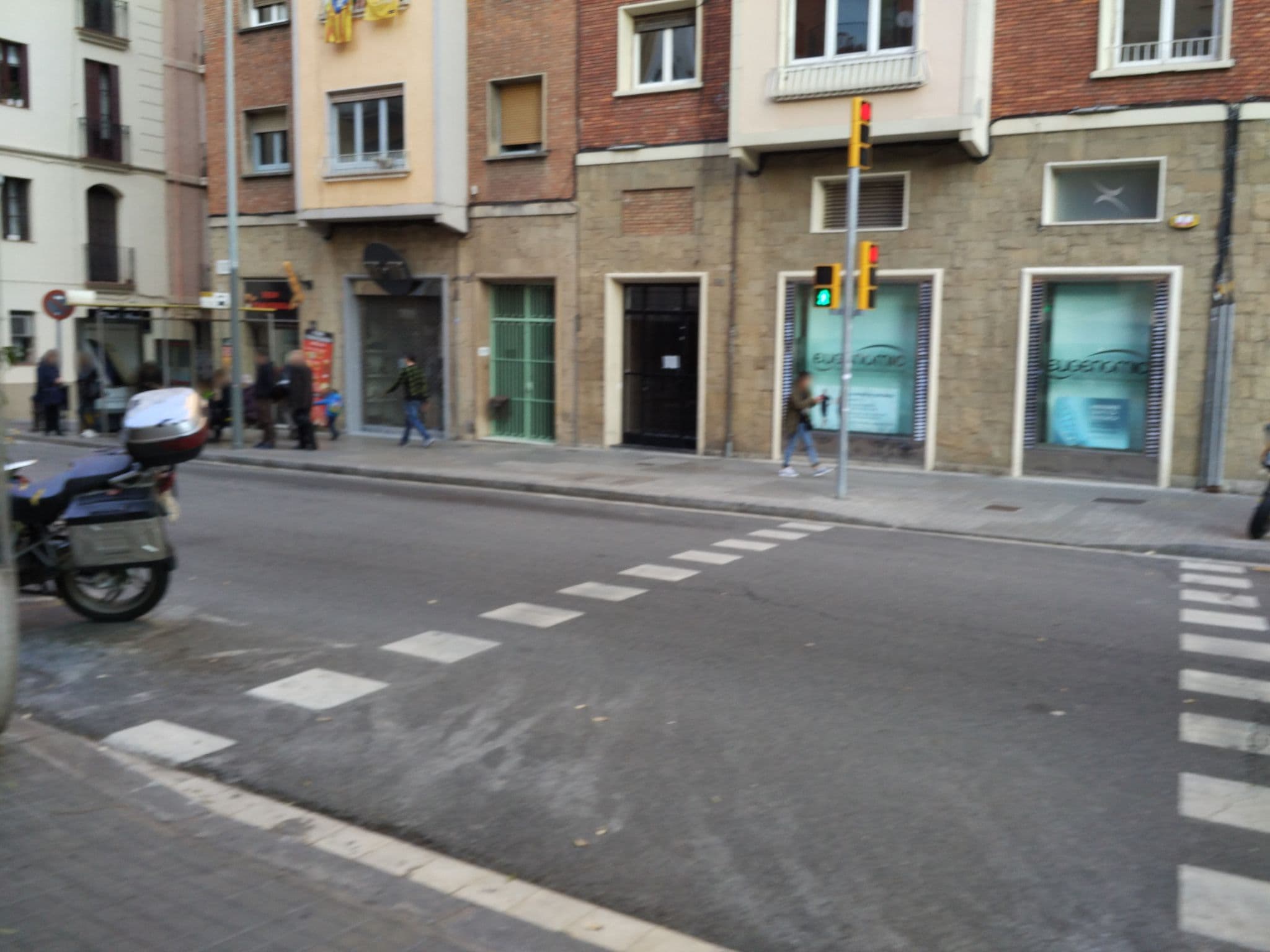 Street view near Hostal Express, Gràcia — © pstng (CC BY-SA · Mapillary)