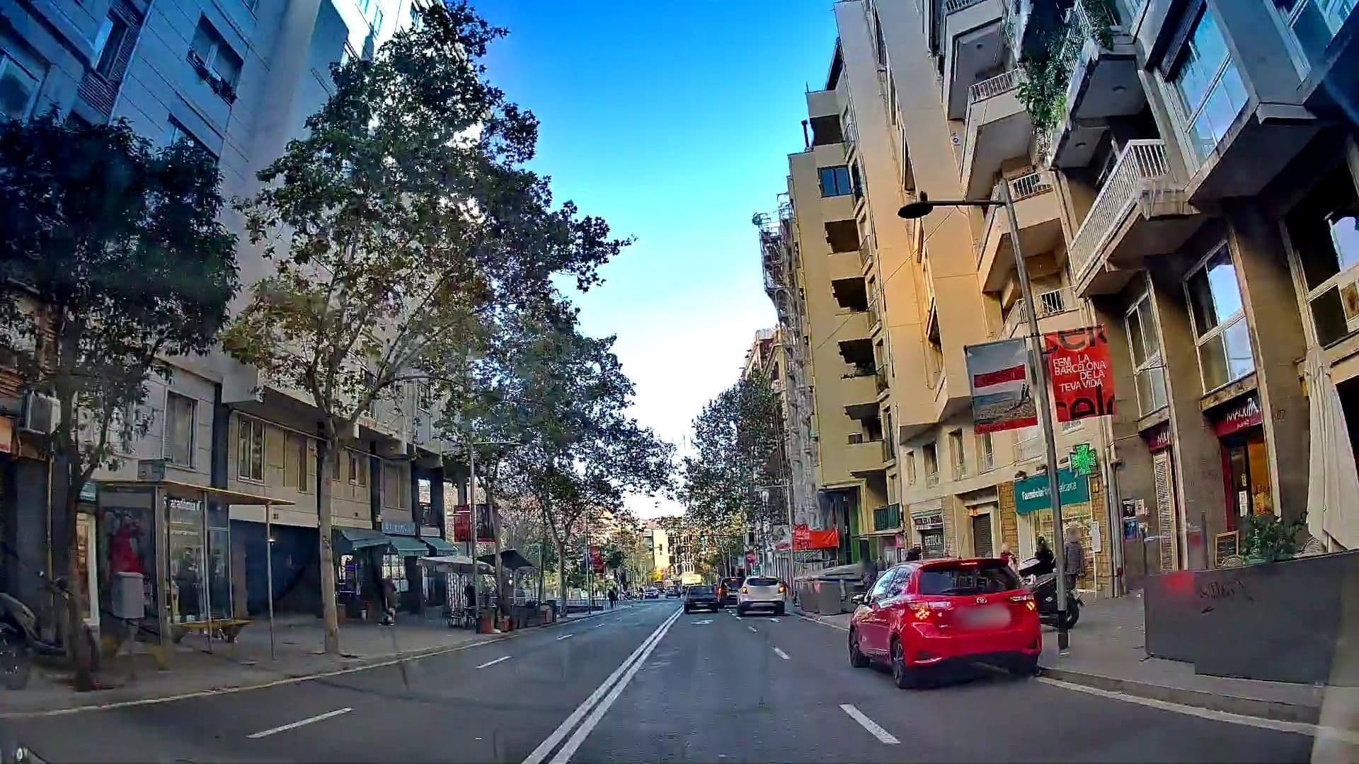 Street view near Piso Republica de Argentina, Vallcarca — © m_esp_32 (CC BY-SA · Mapillary)