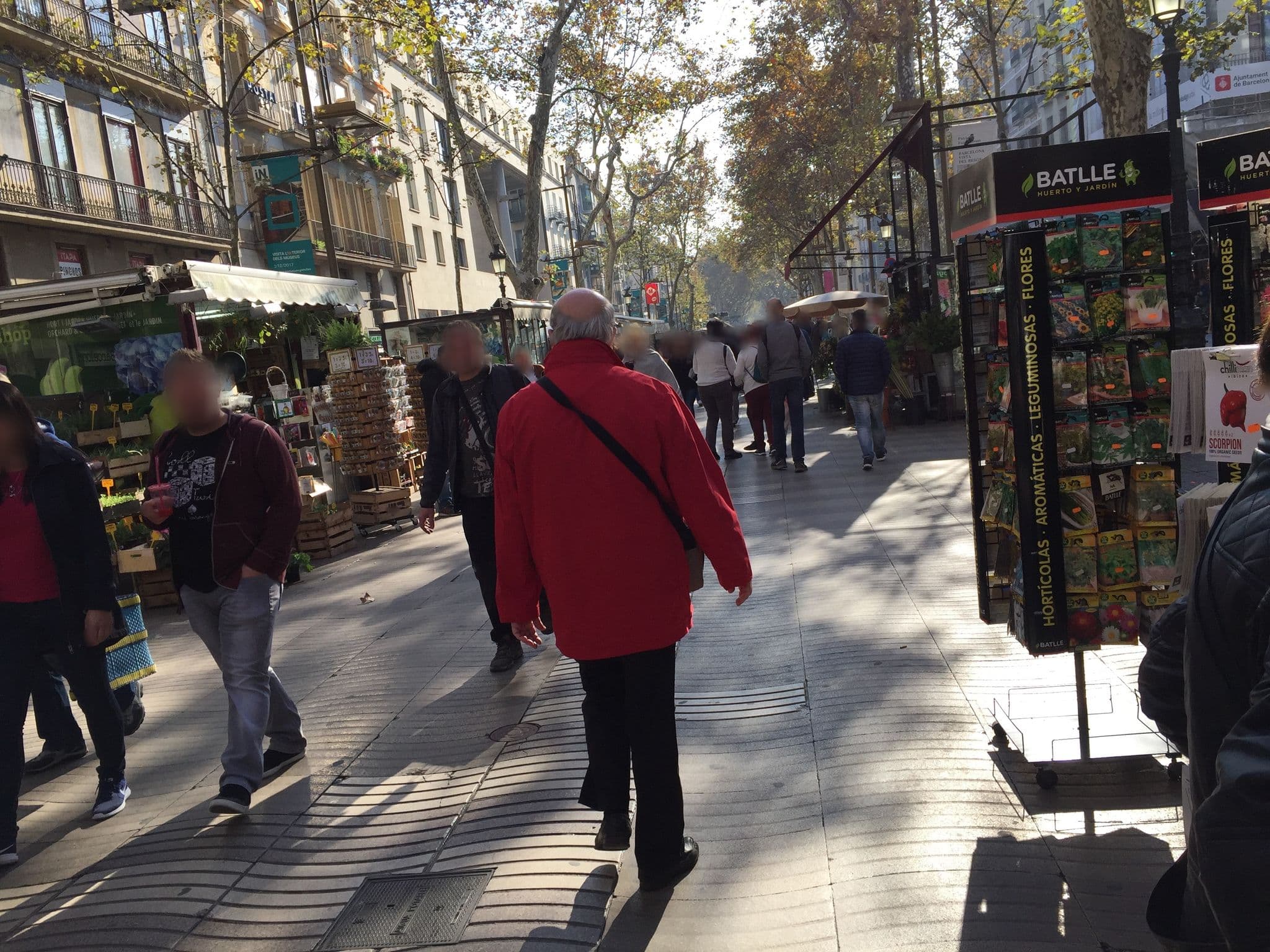 Street view near Ramblas suit I, Ciutat Vella — © richlv (CC BY-SA · Mapillary)