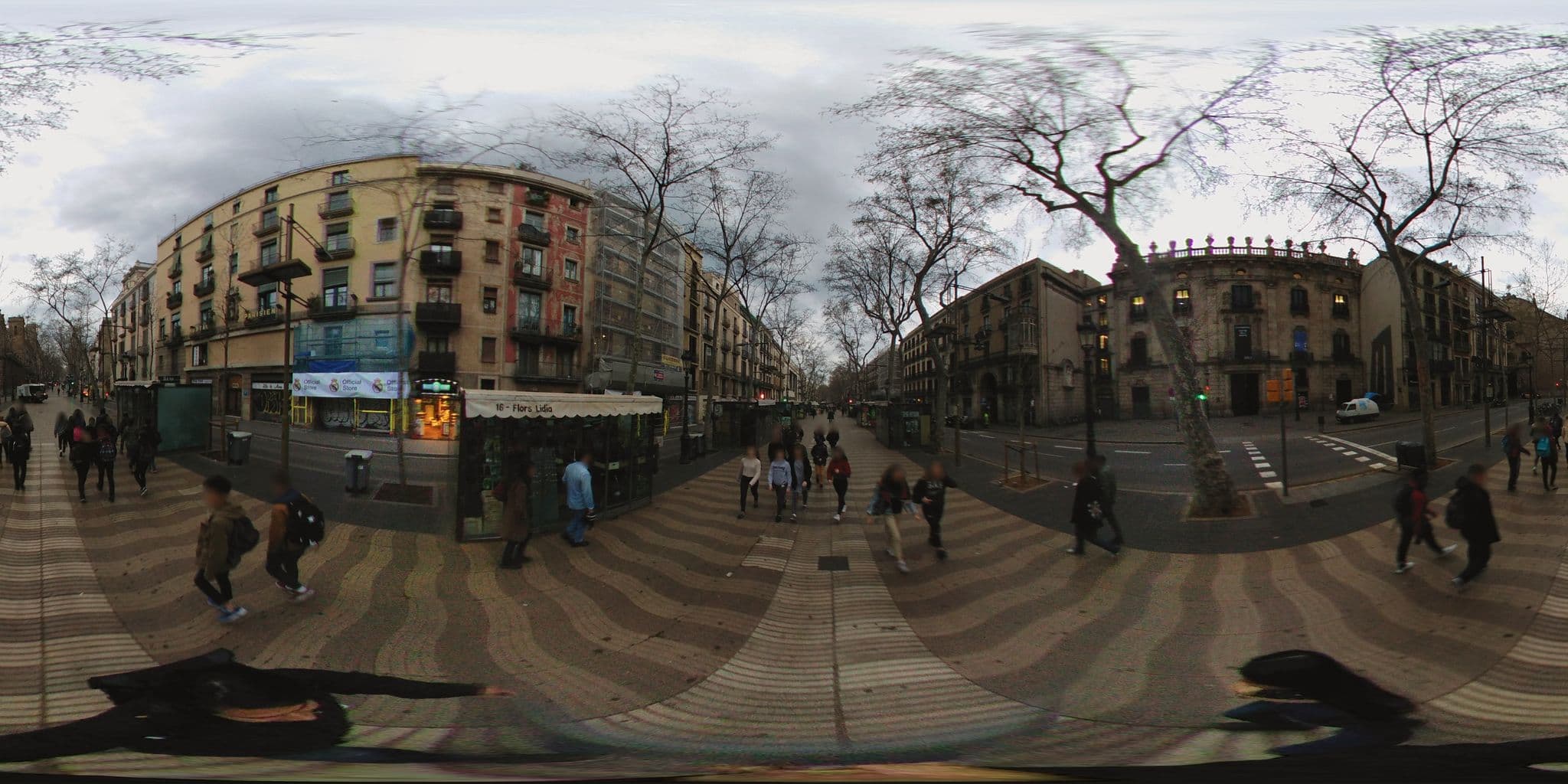 Street view near Apartament Rambla112, Ciutat Vella — © ccossio (CC BY-SA · Mapillary)
