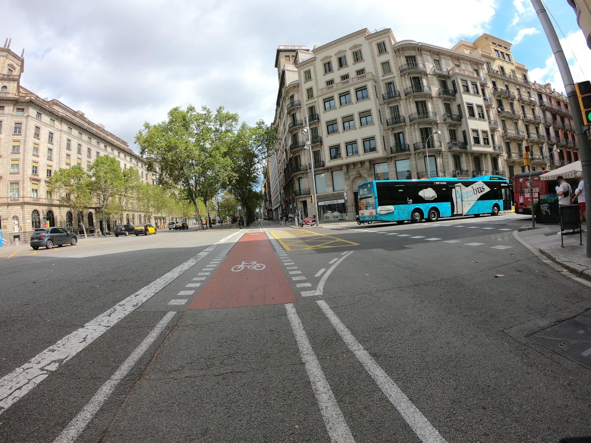 Street view near BackpackersHouseBCN, Eixample — © rubencarbonero (CC BY-SA · Mapillary)