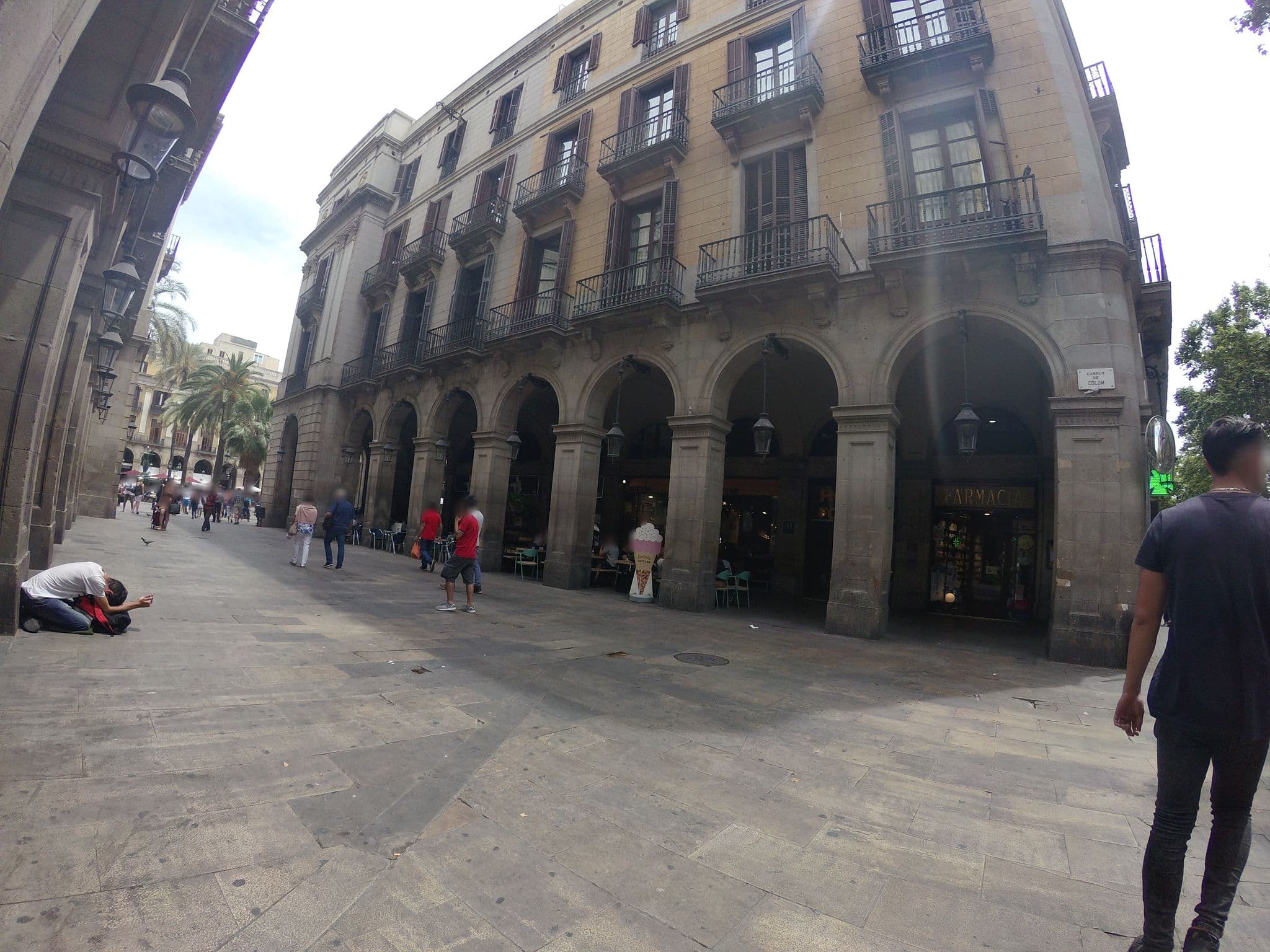 Street view near Pension Villanueva, Ciutat Vella — © angoca (CC BY-SA · Mapillary)