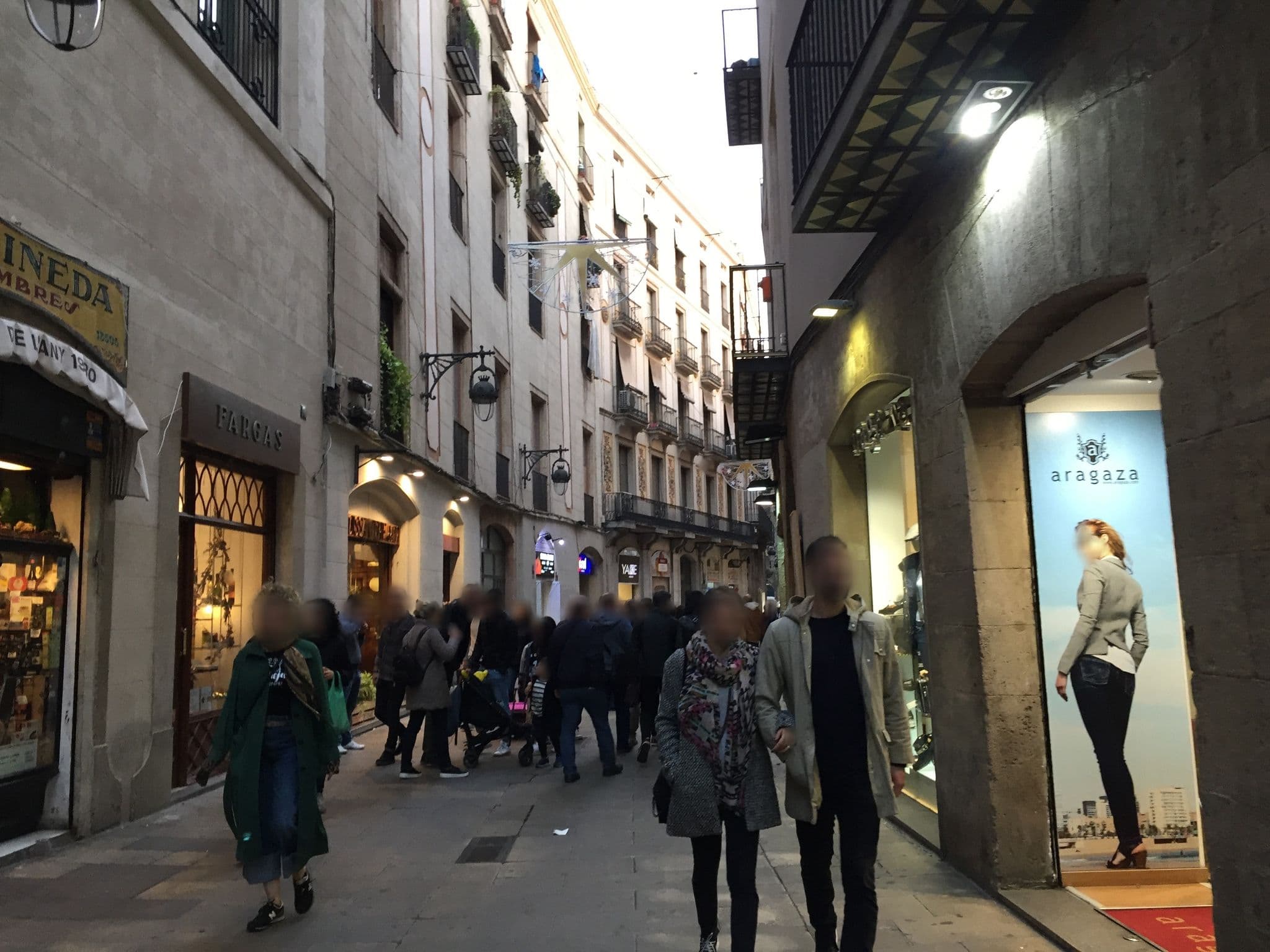 Street view near Ferrissa 1&2, Barri Gòtic — © richlv (CC BY-SA · Mapillary)