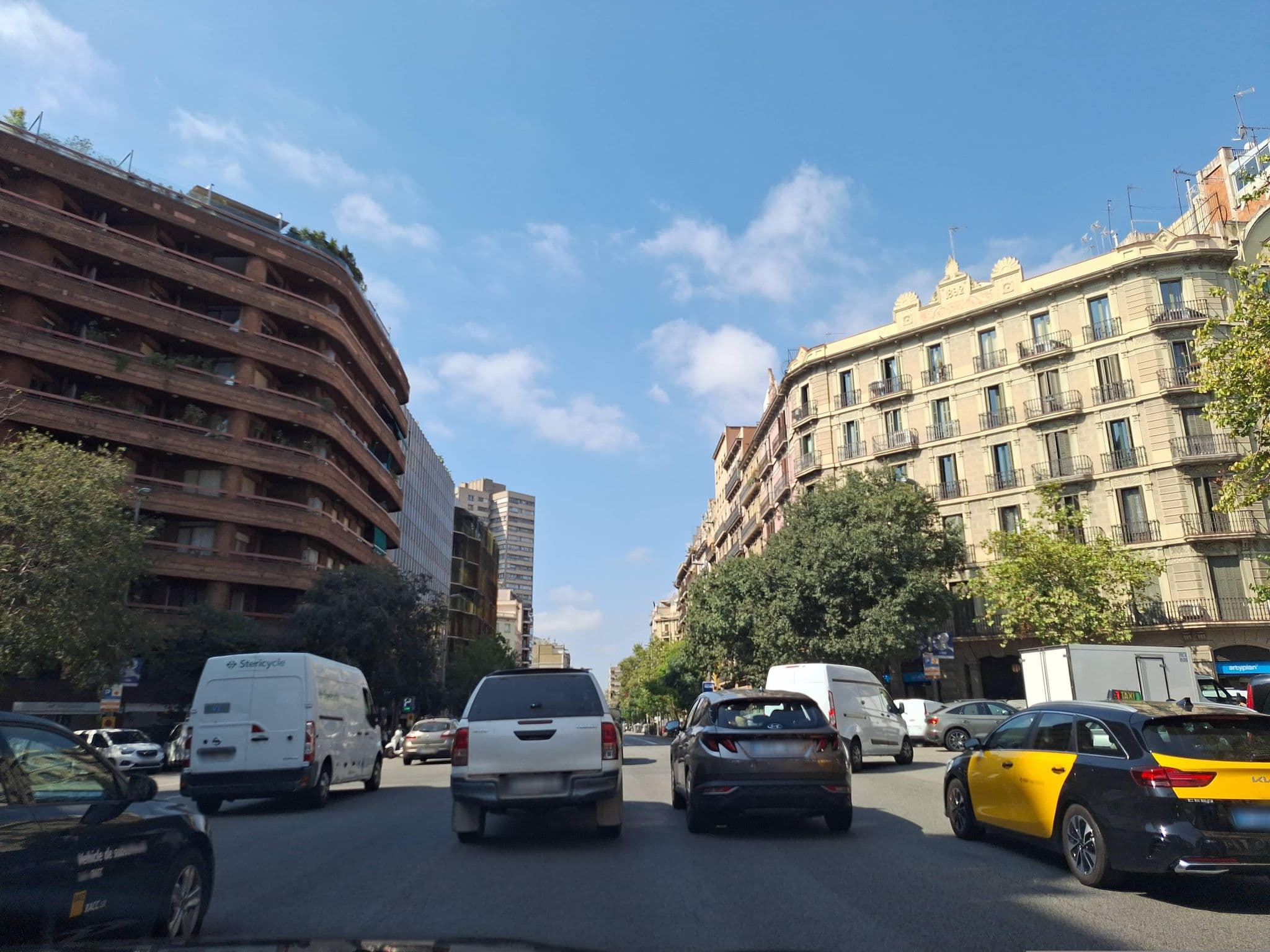 Street view near Pure Bcn Style, Barcelona — © Albergarri788 (CC BY-SA · Mapillary)