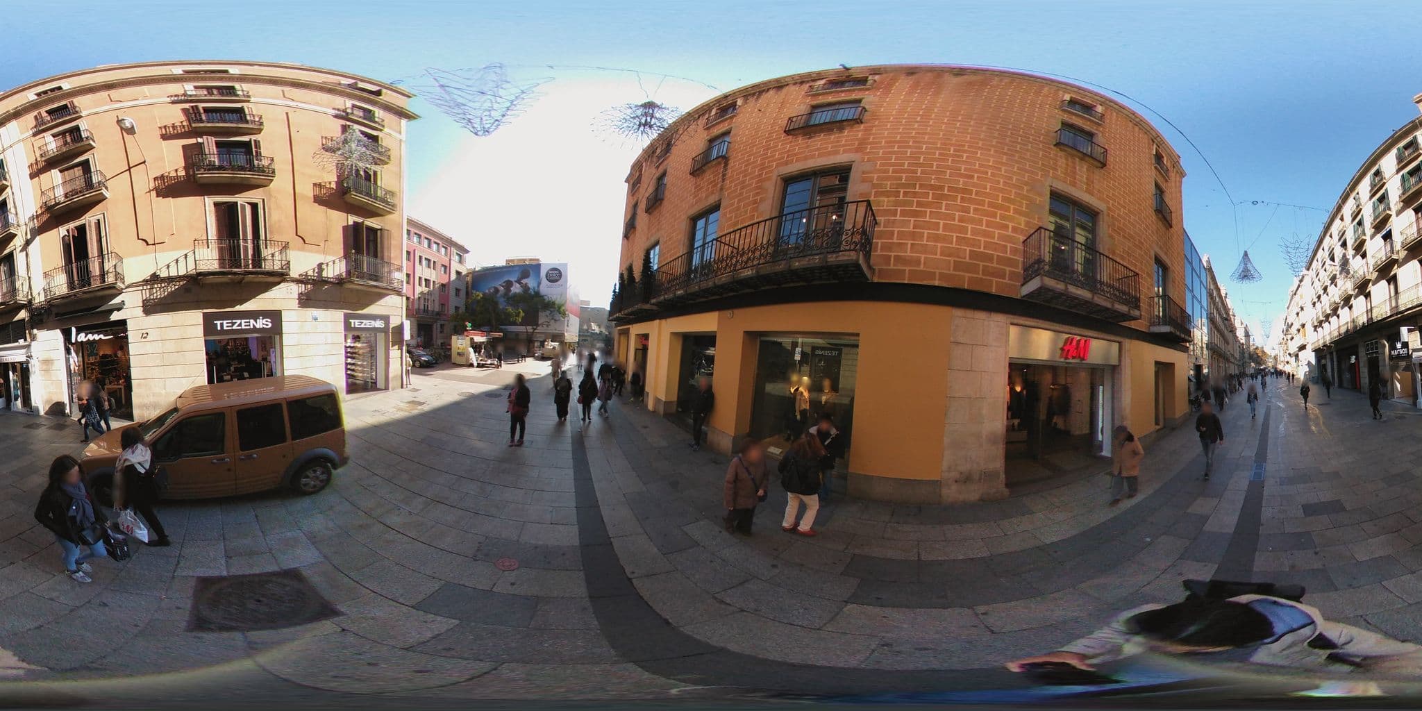 Street view near Pensión Arosa, Barri Gòtic — © ccossio (CC BY-SA · Mapillary)