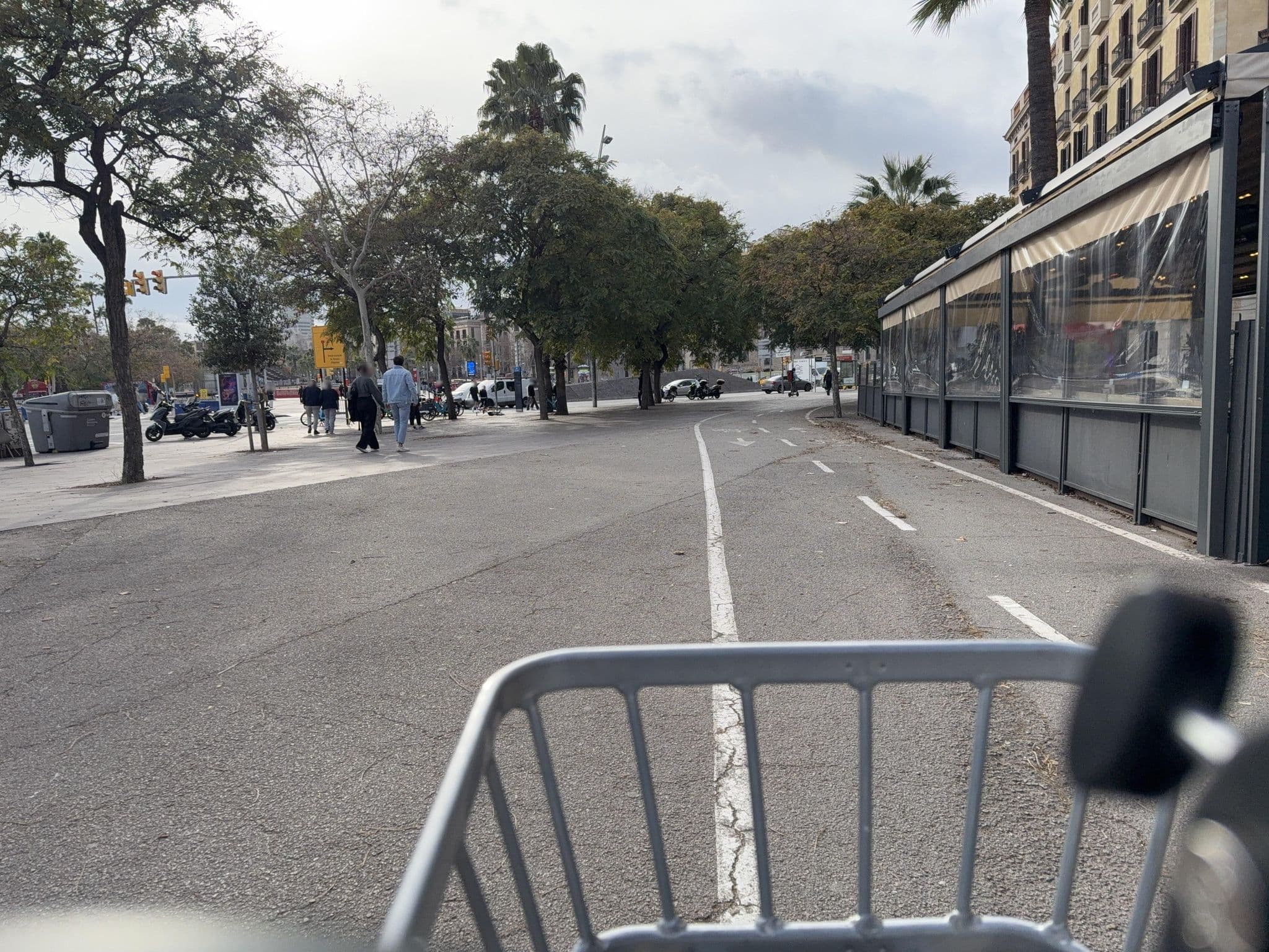 Street view near Hostal Miramar, Sant Pere, Santa Caterina i La Ribera — © RSTQ (CC BY-SA · Mapillary)