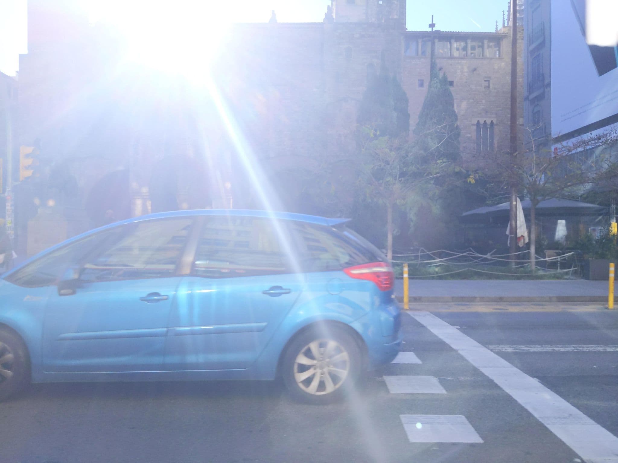 Street view near The Moods Catedral Hostel Boutique, Barri Gòtic — © morrocoyvolador (CC BY-SA · Mapillary)