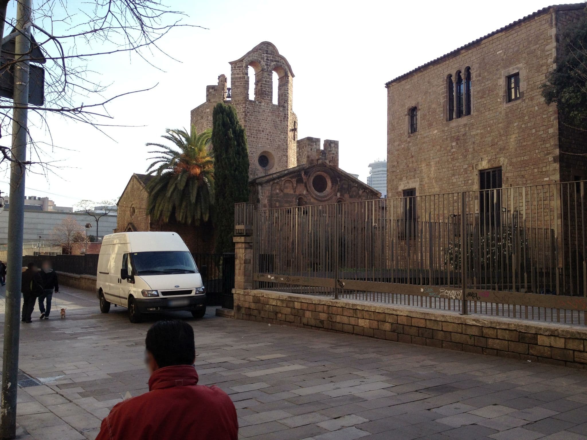Street view near barcelona4u, el Raval — © yubin (CC BY-SA · Mapillary)