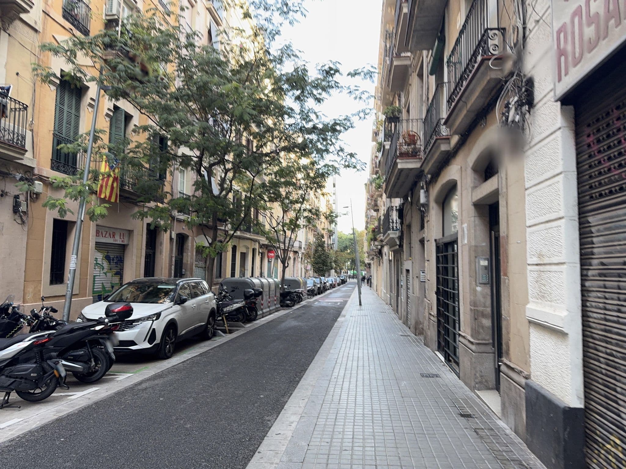 Street view near BCN Flats, Poble Sec — © kino (CC BY-SA · Mapillary)